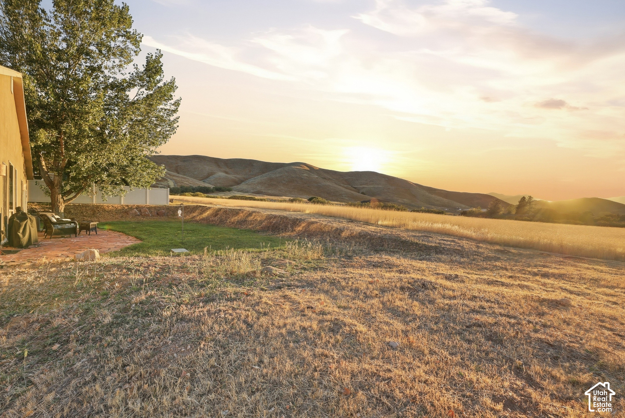 main property photo 47