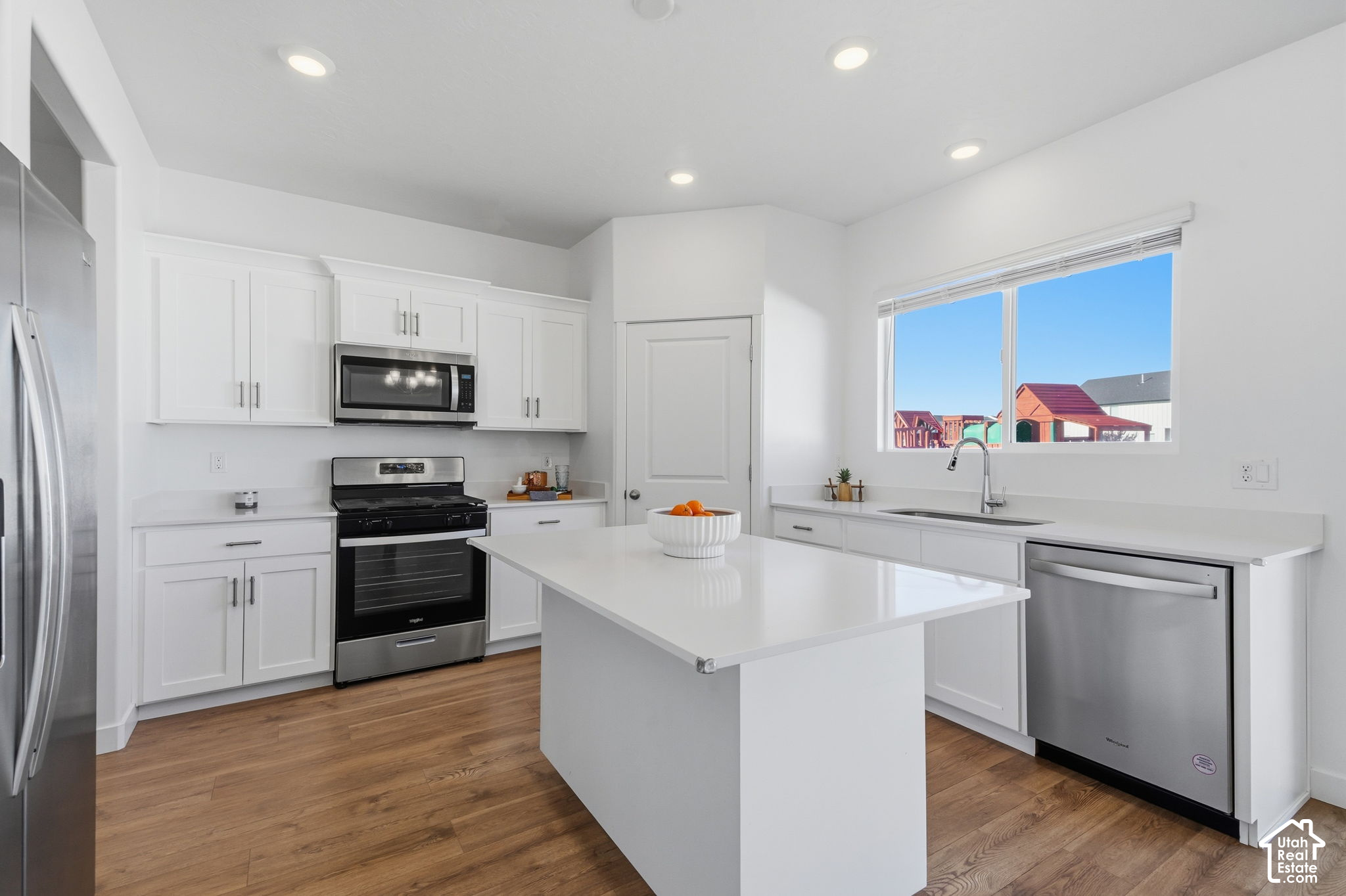 main property photo 12