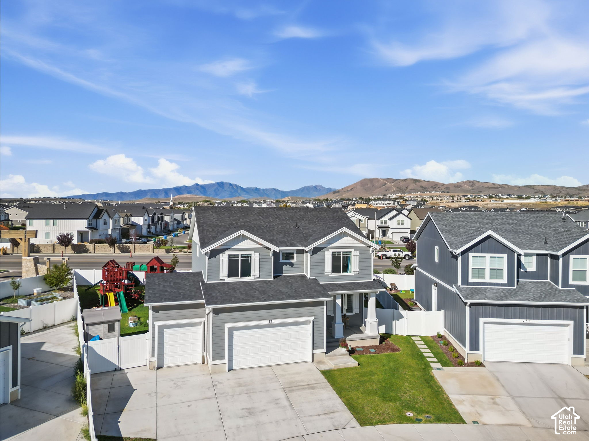main property photo 3