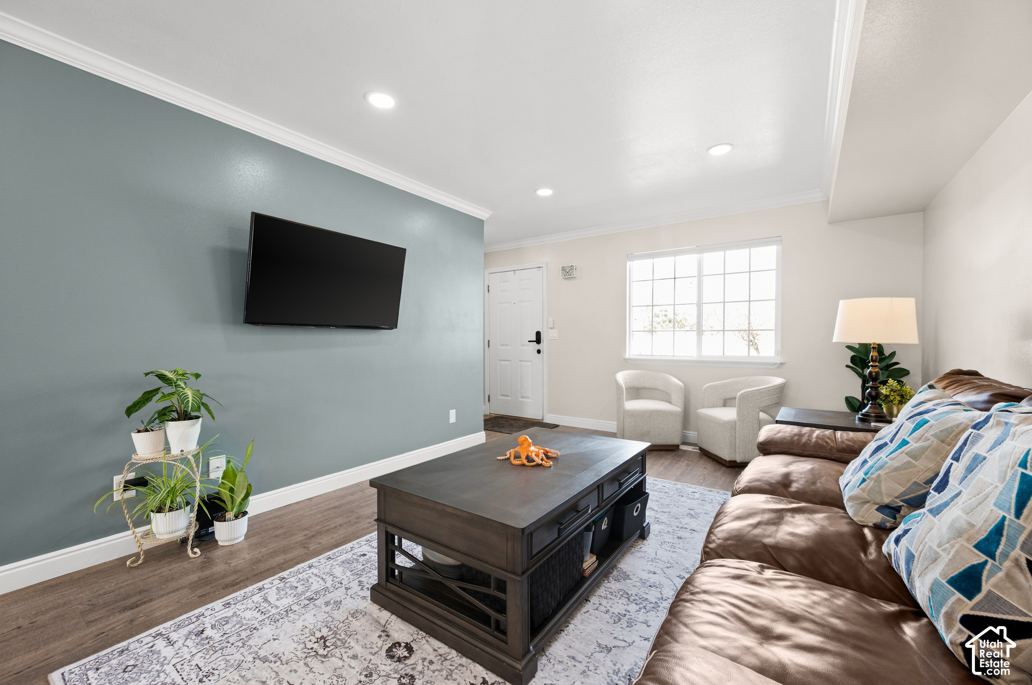 main property photo 3