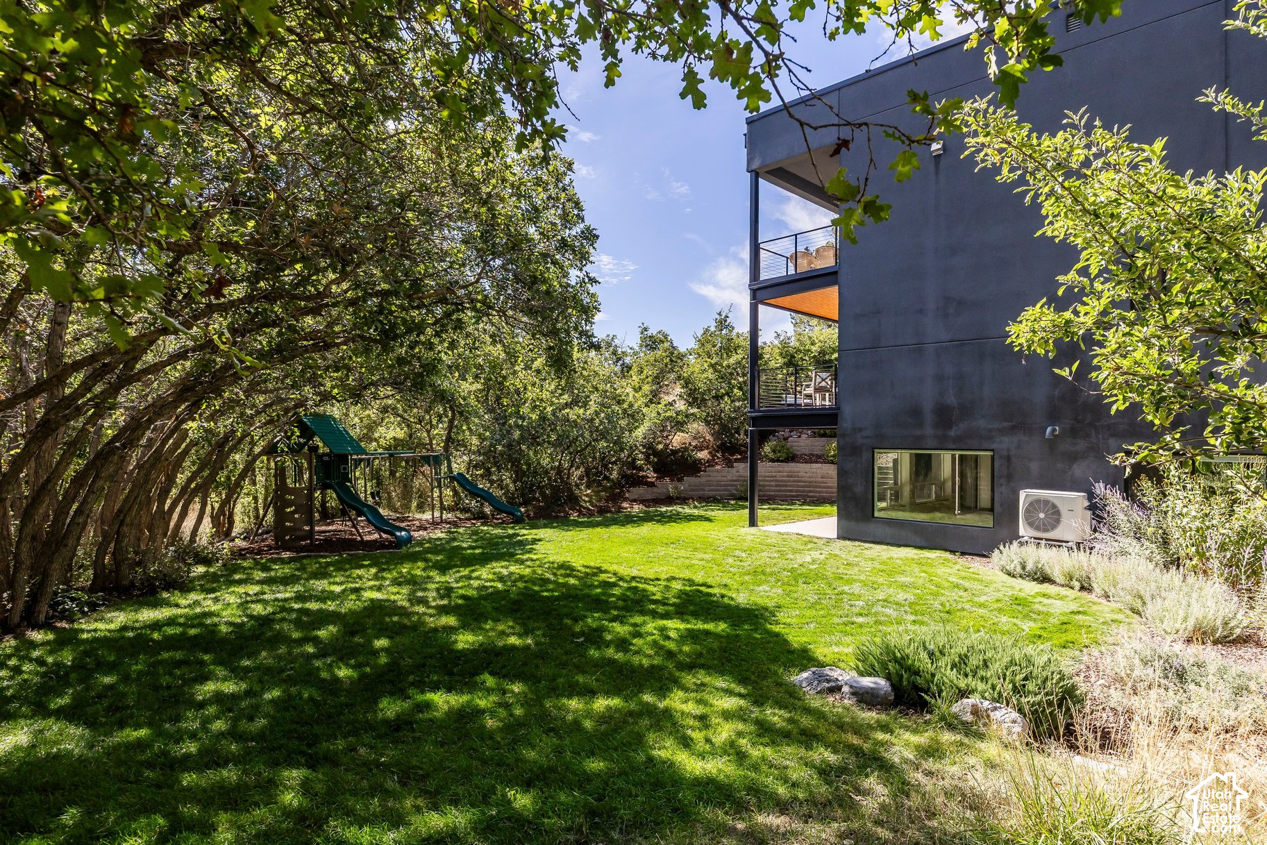 main property photo 65