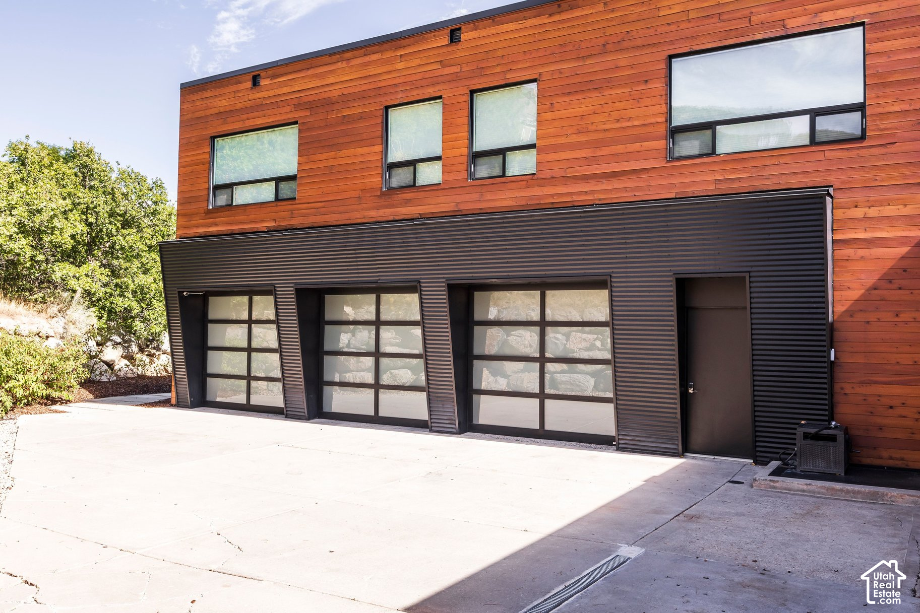 main property photo 67