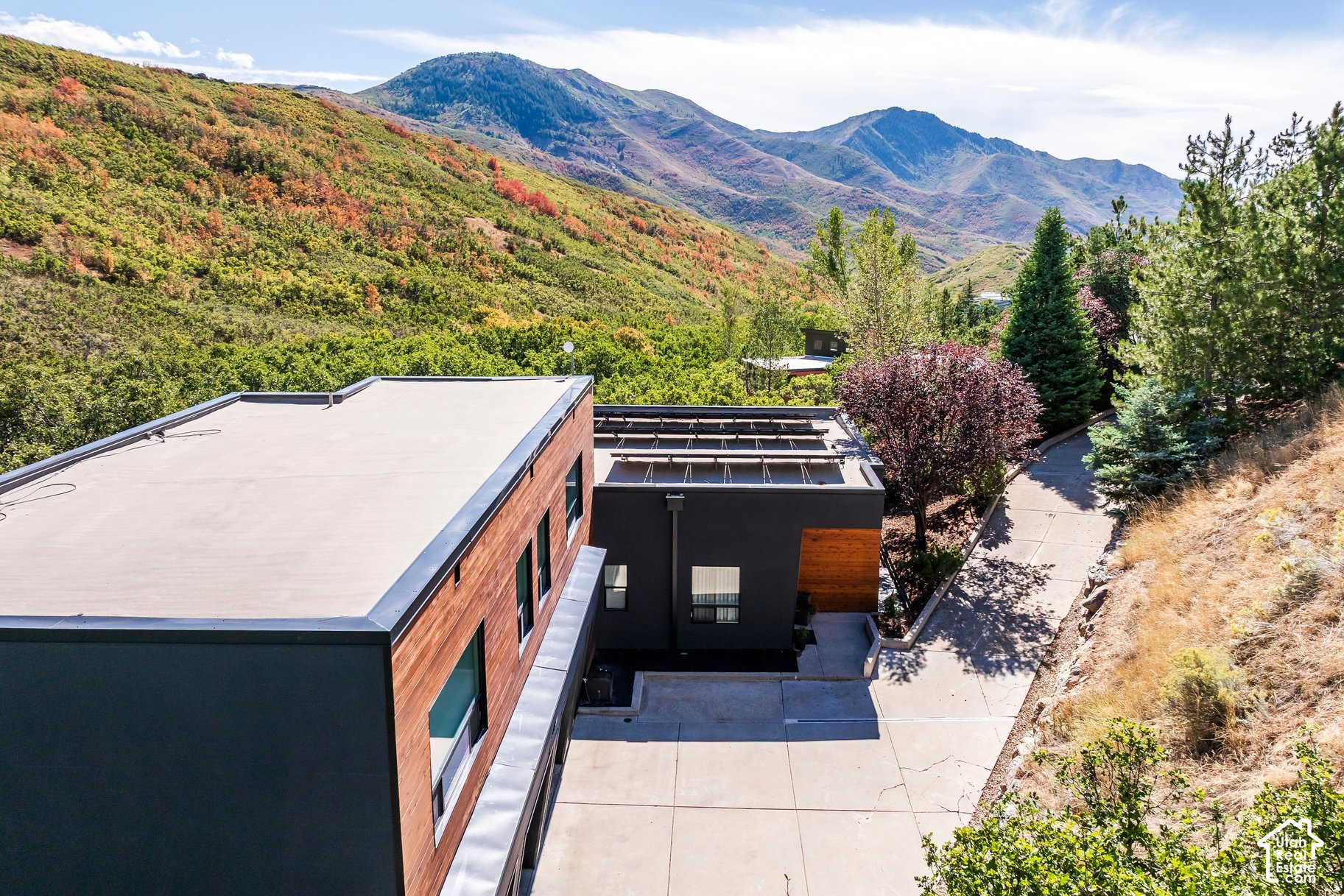 main property photo 74