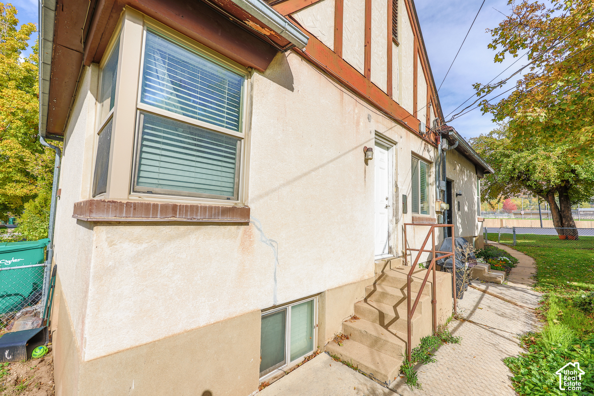 main property photo 31