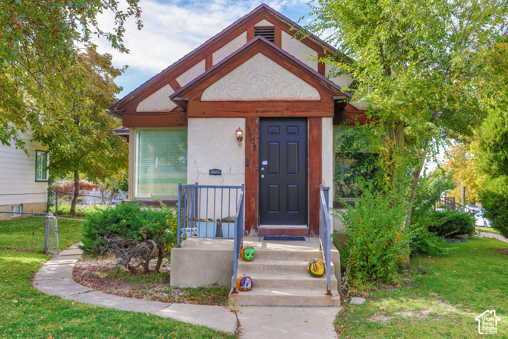 main property photo 40