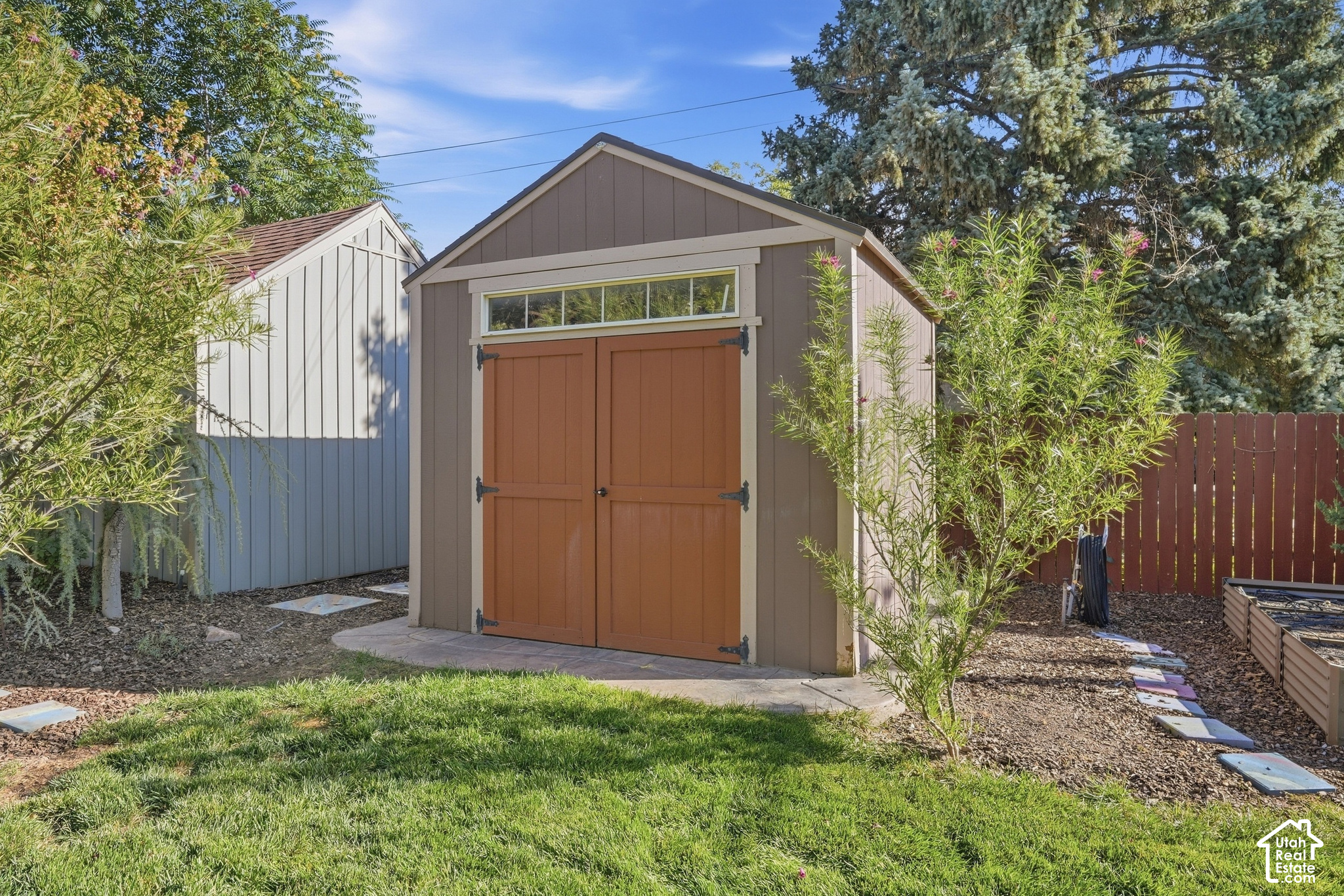 main property photo 51
