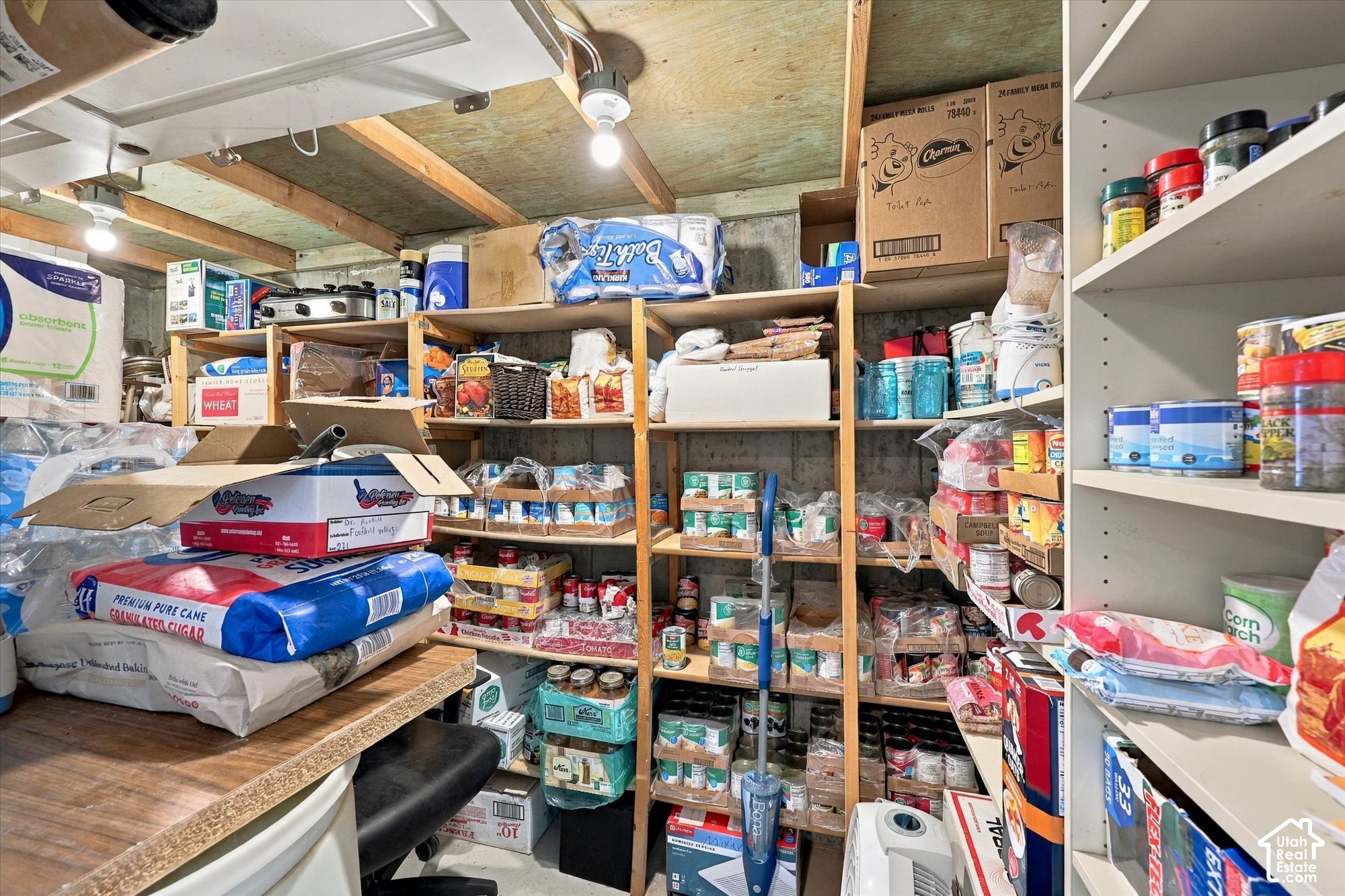 main property photo 34