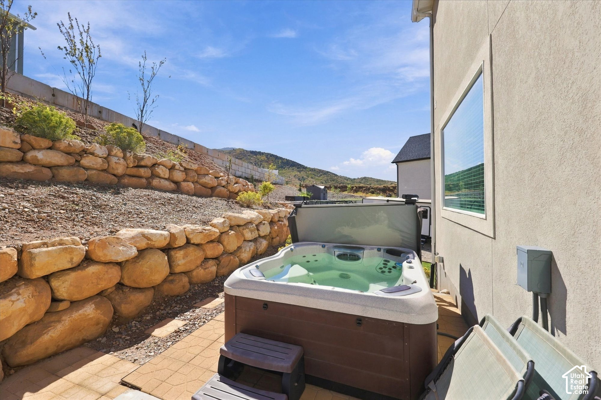 main property photo 36