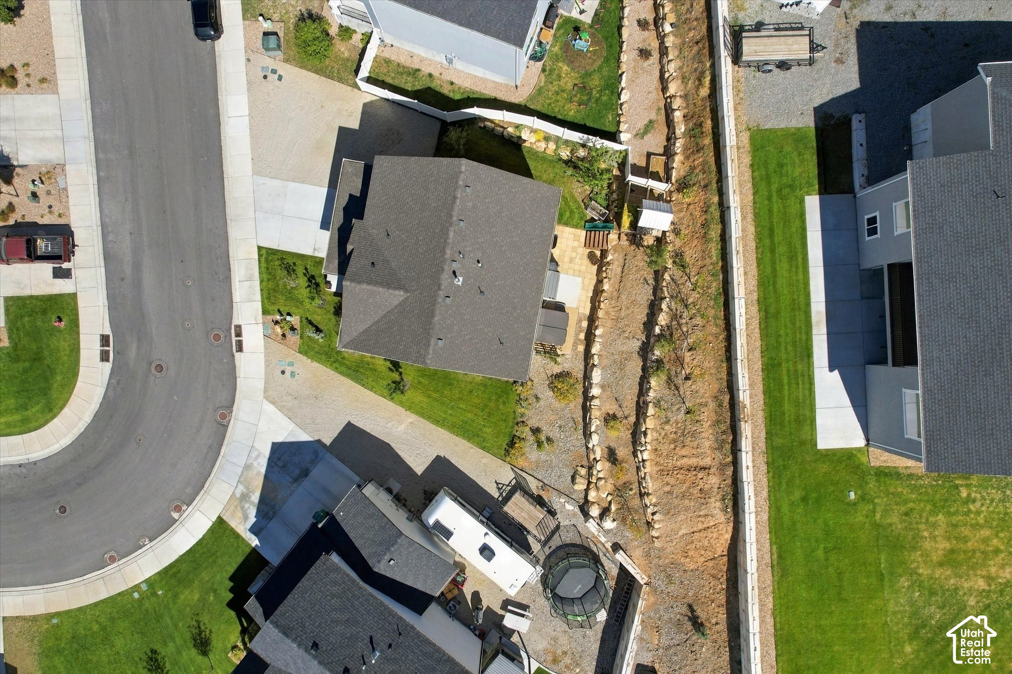 main property photo 45