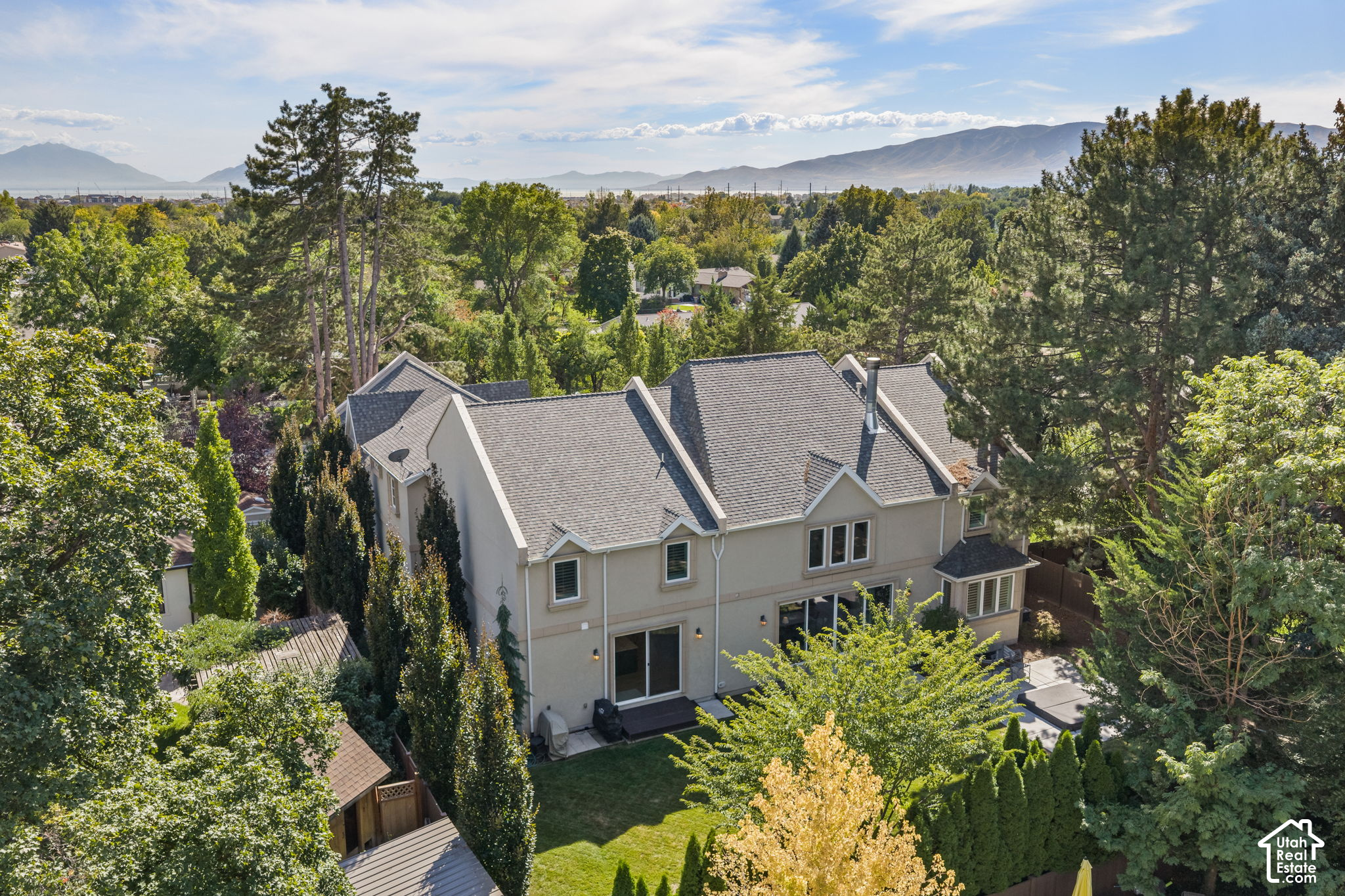 main property photo 88