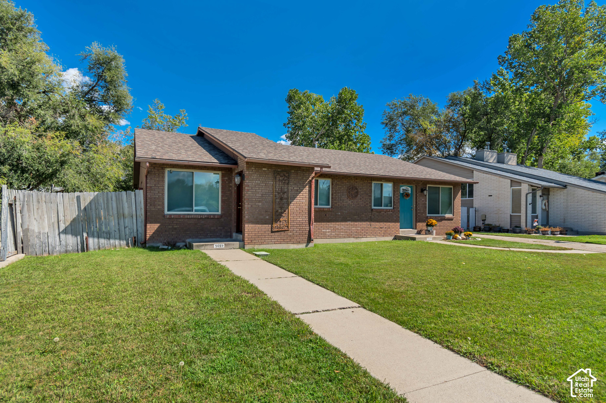 main property photo 27