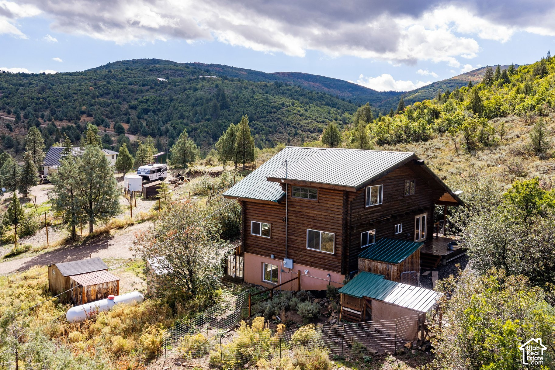 main property photo 47