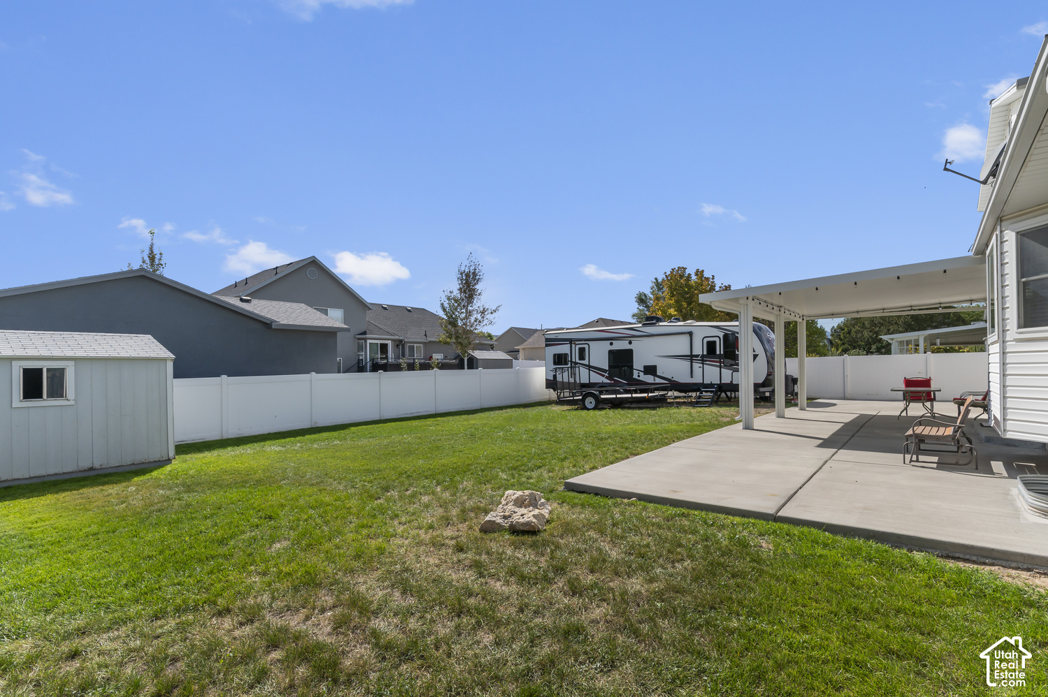 main property photo 27