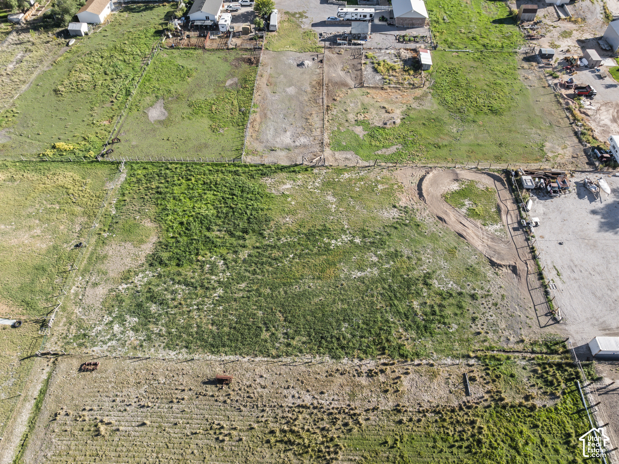 main property photo 10