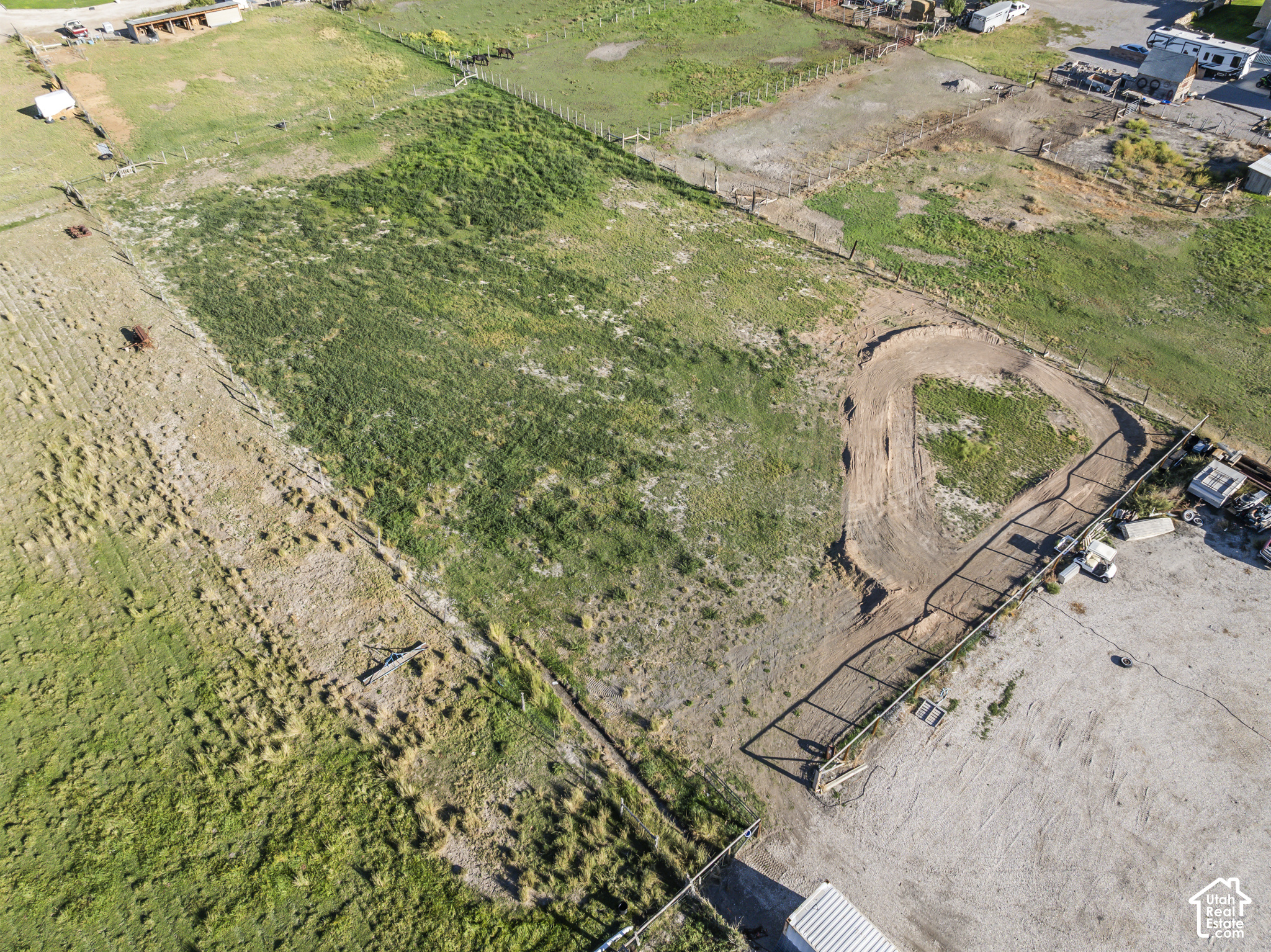 main property photo 12