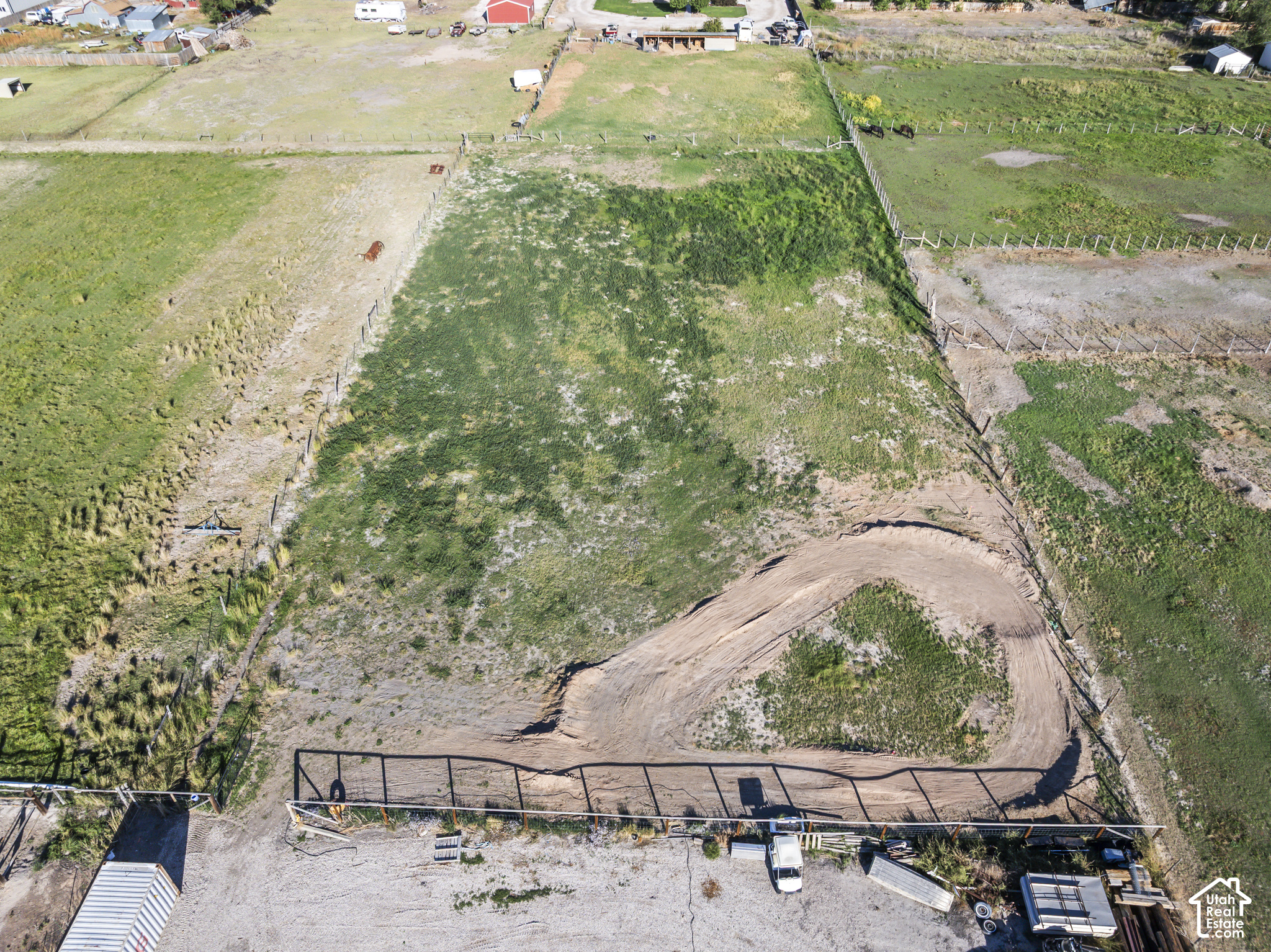 main property photo 13