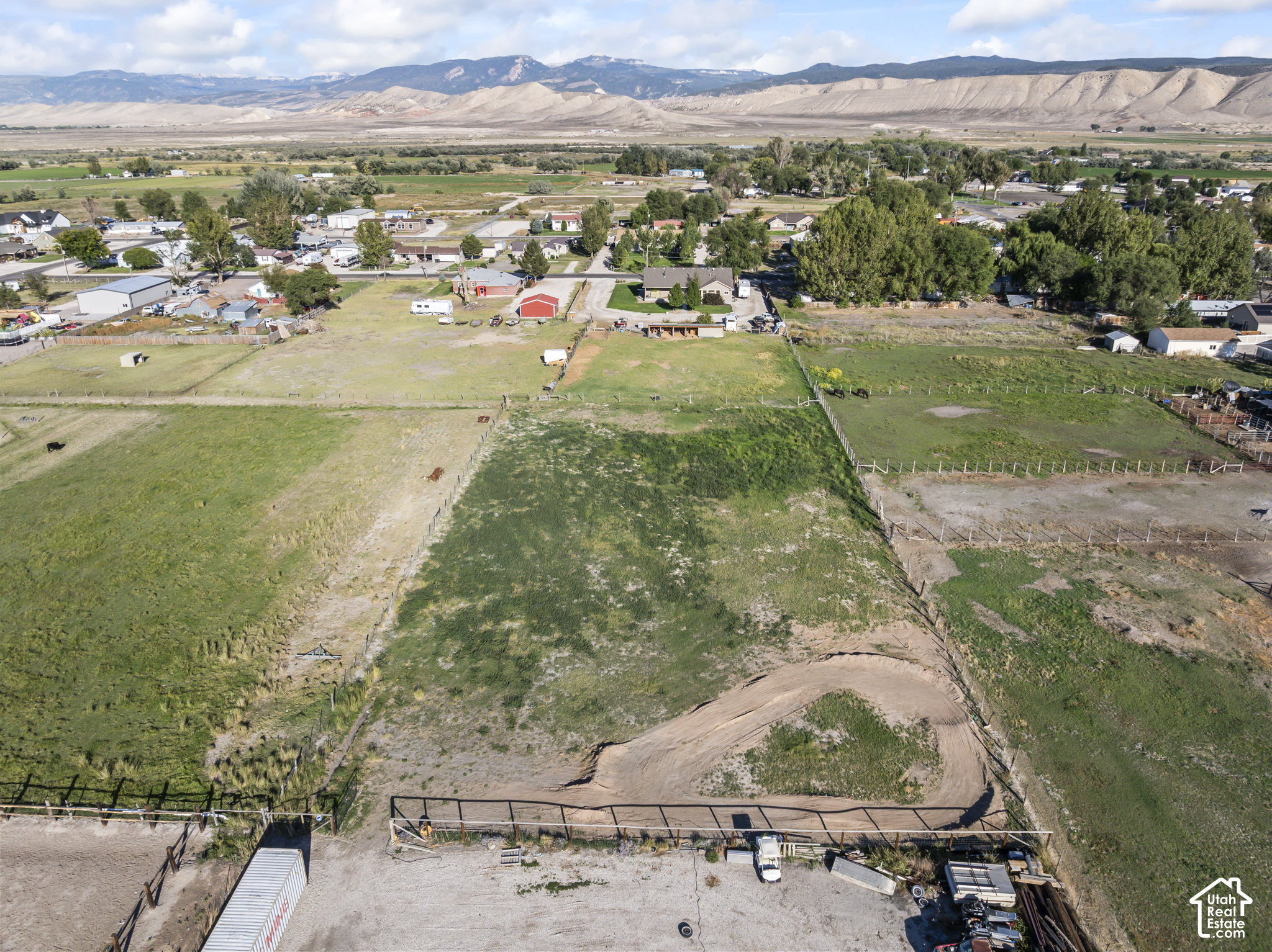 main property photo 14