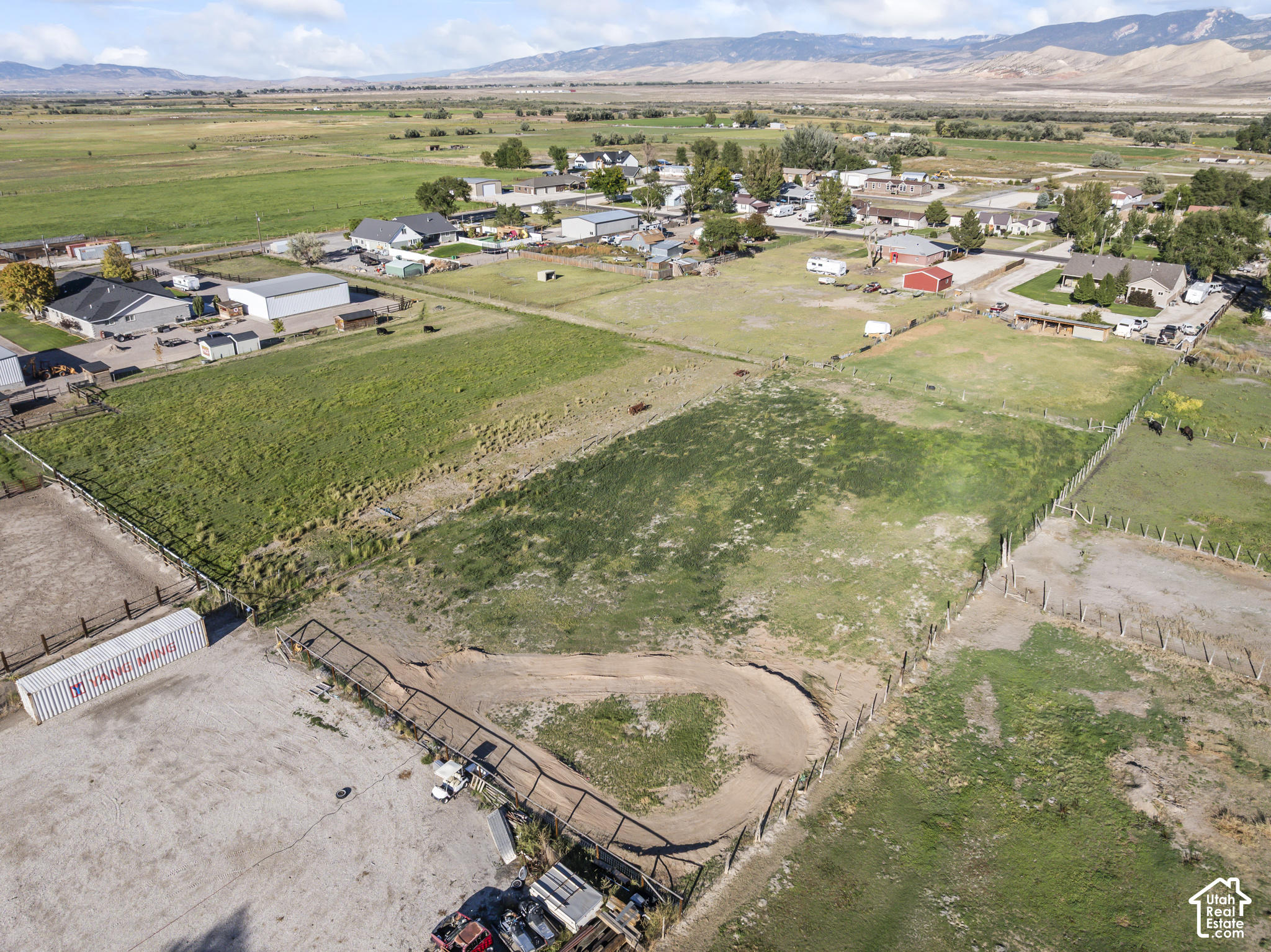 main property photo 15