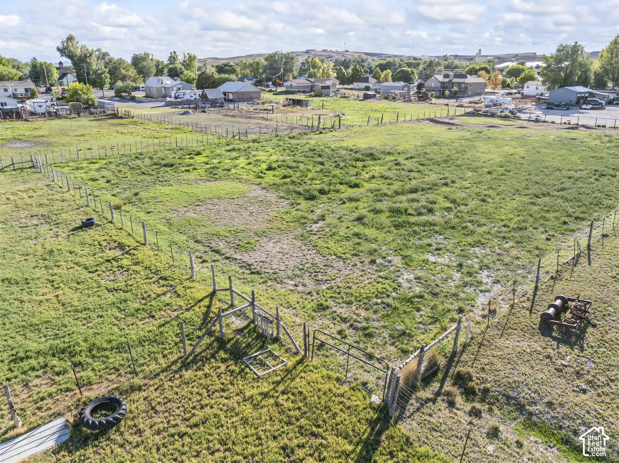main property photo 8