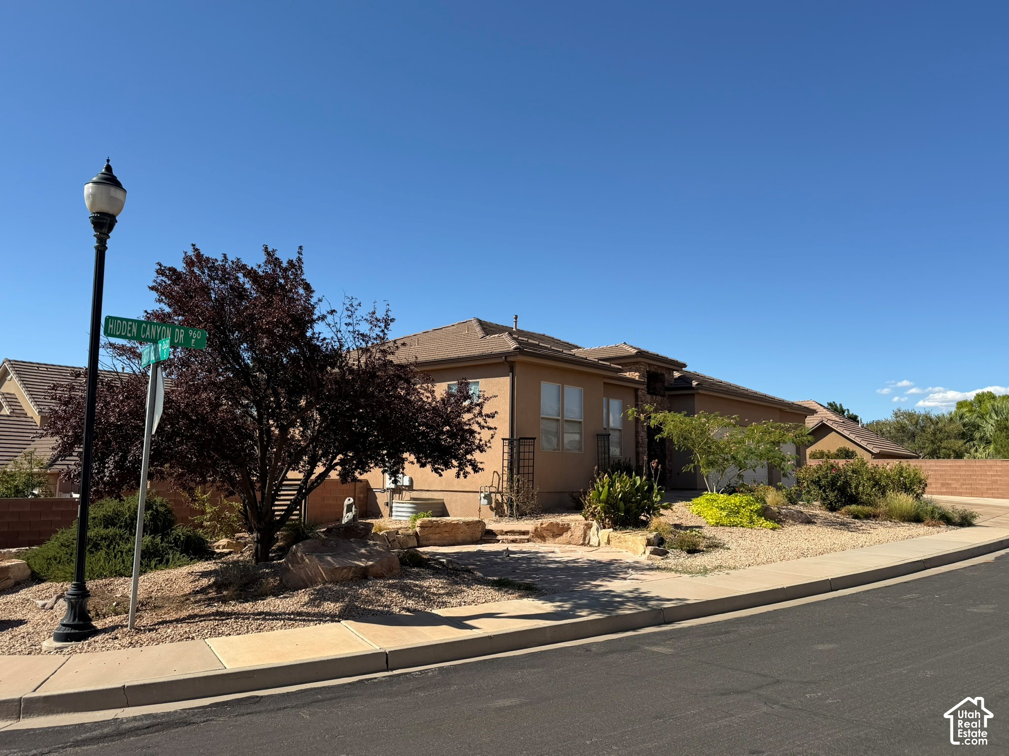 main property photo 48