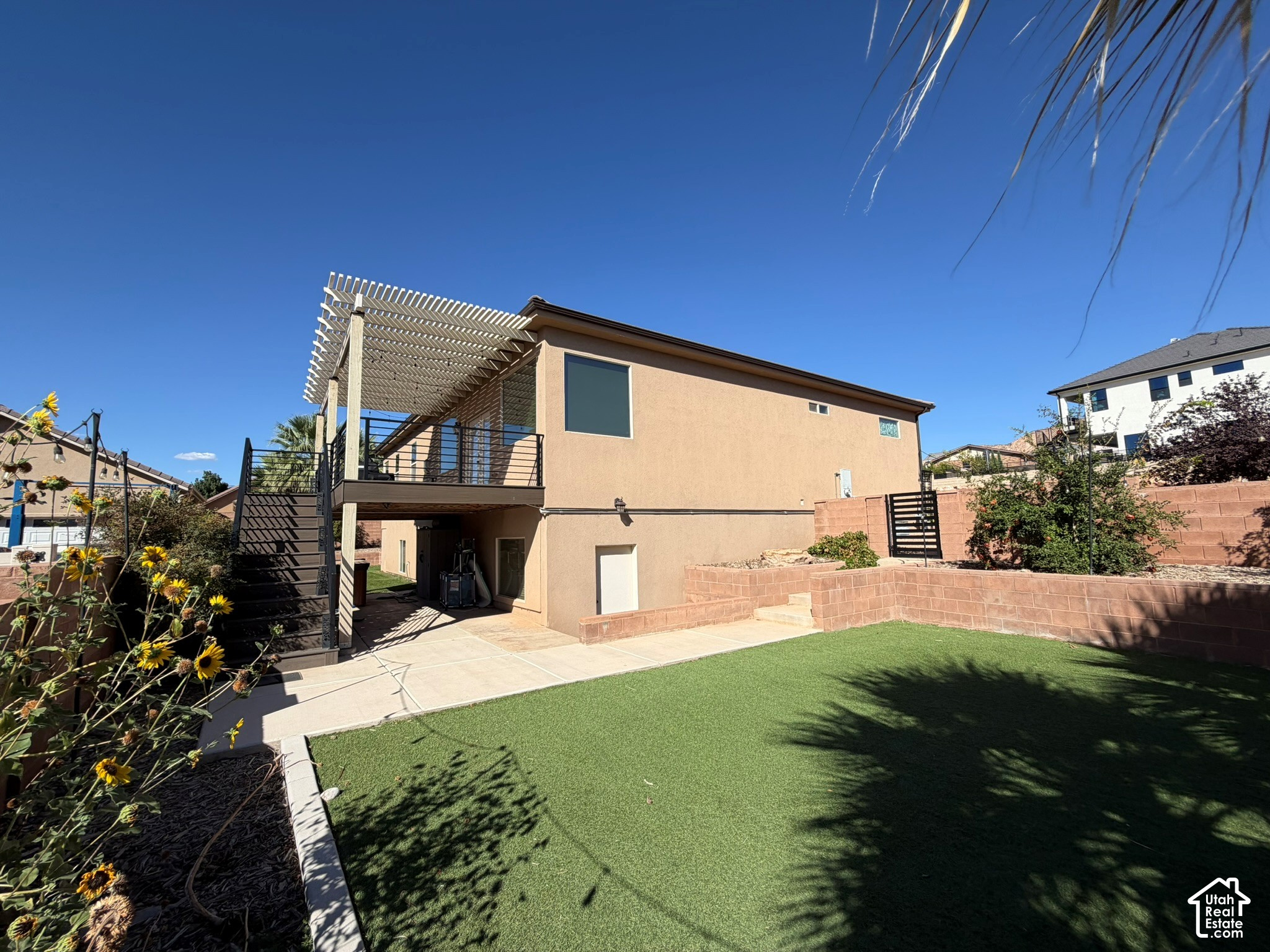 main property photo 49