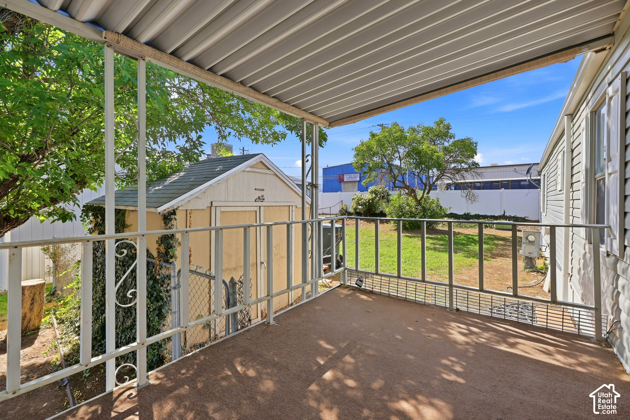 main property photo 18
