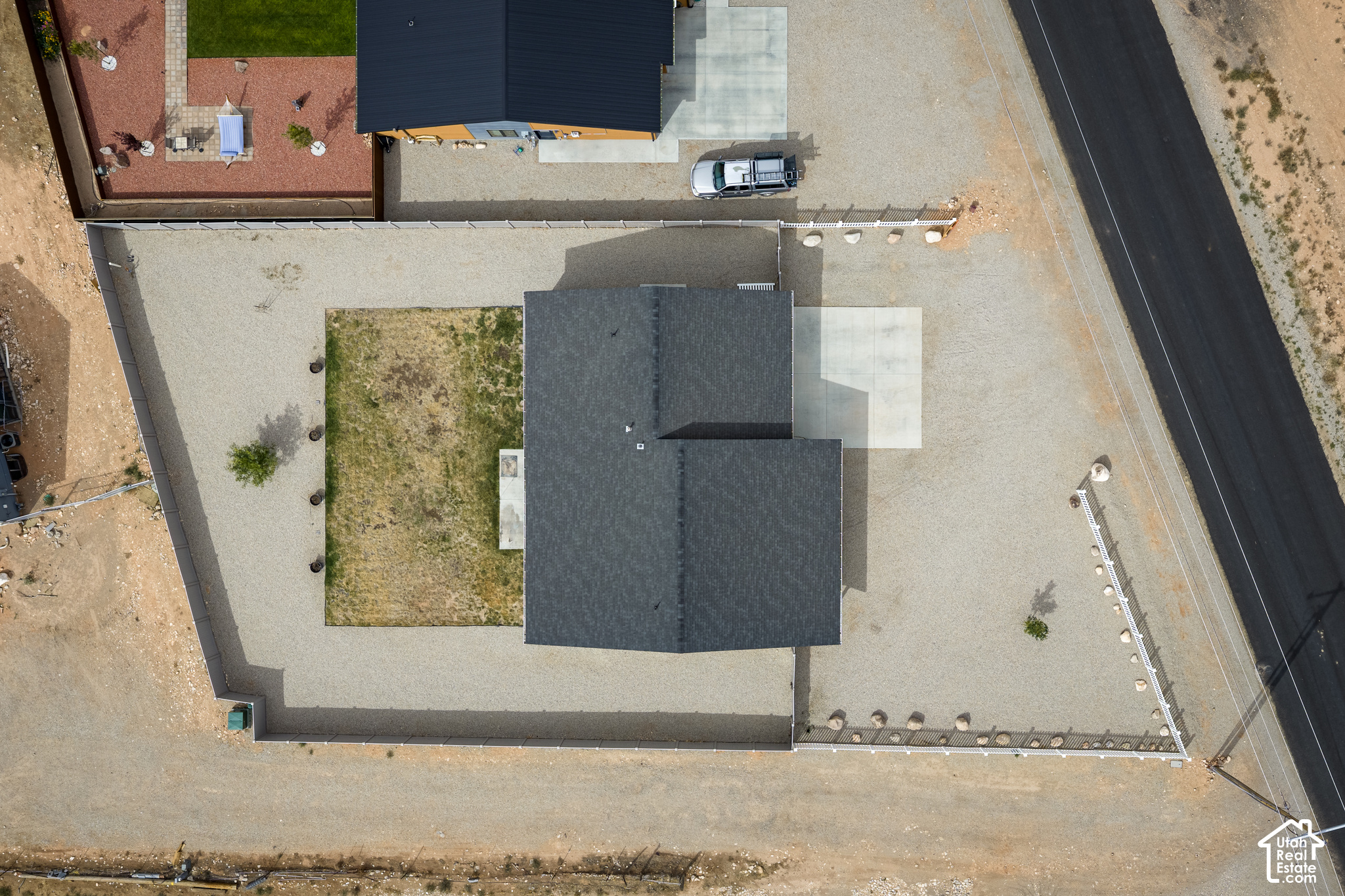 main property photo 35