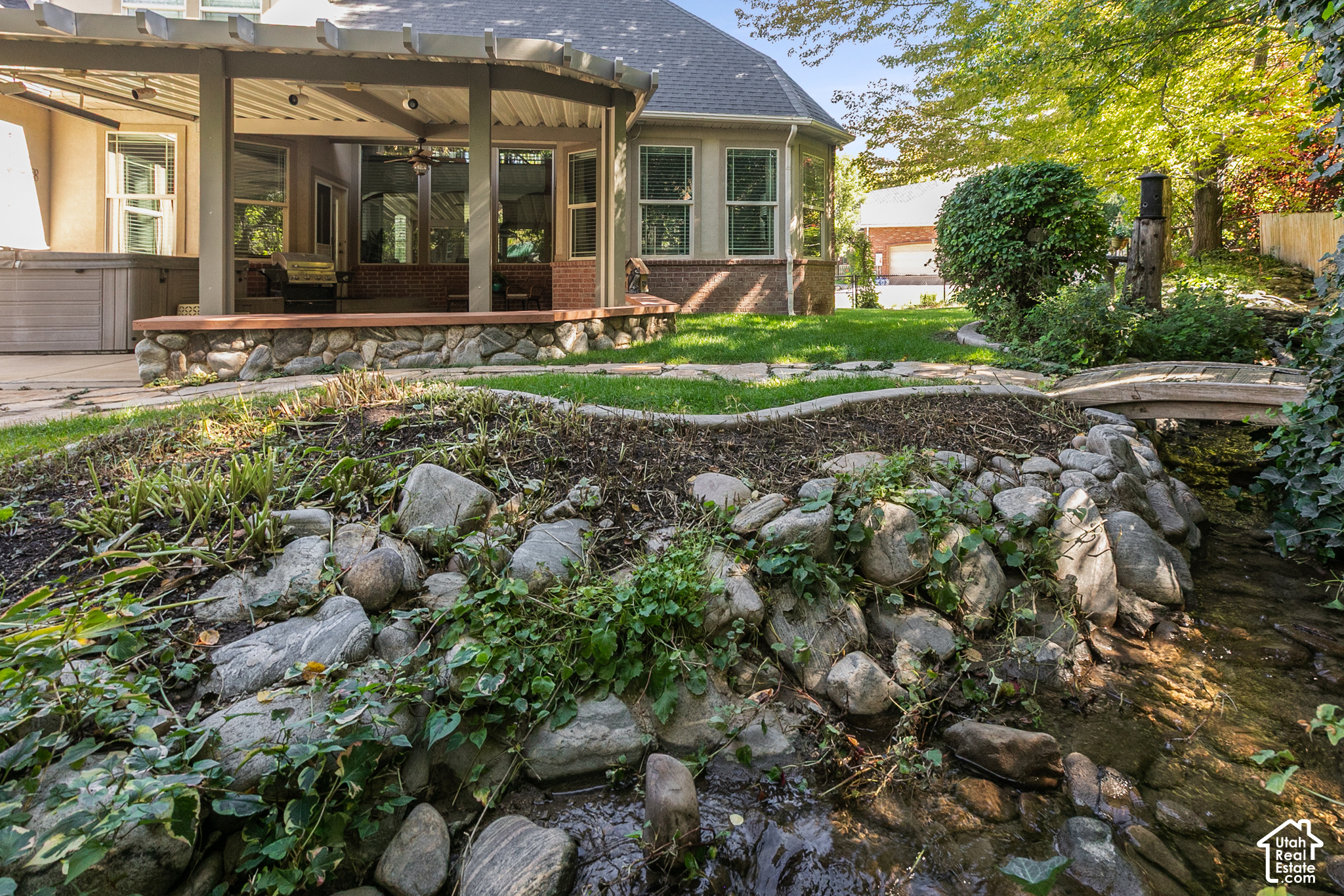main property photo 75