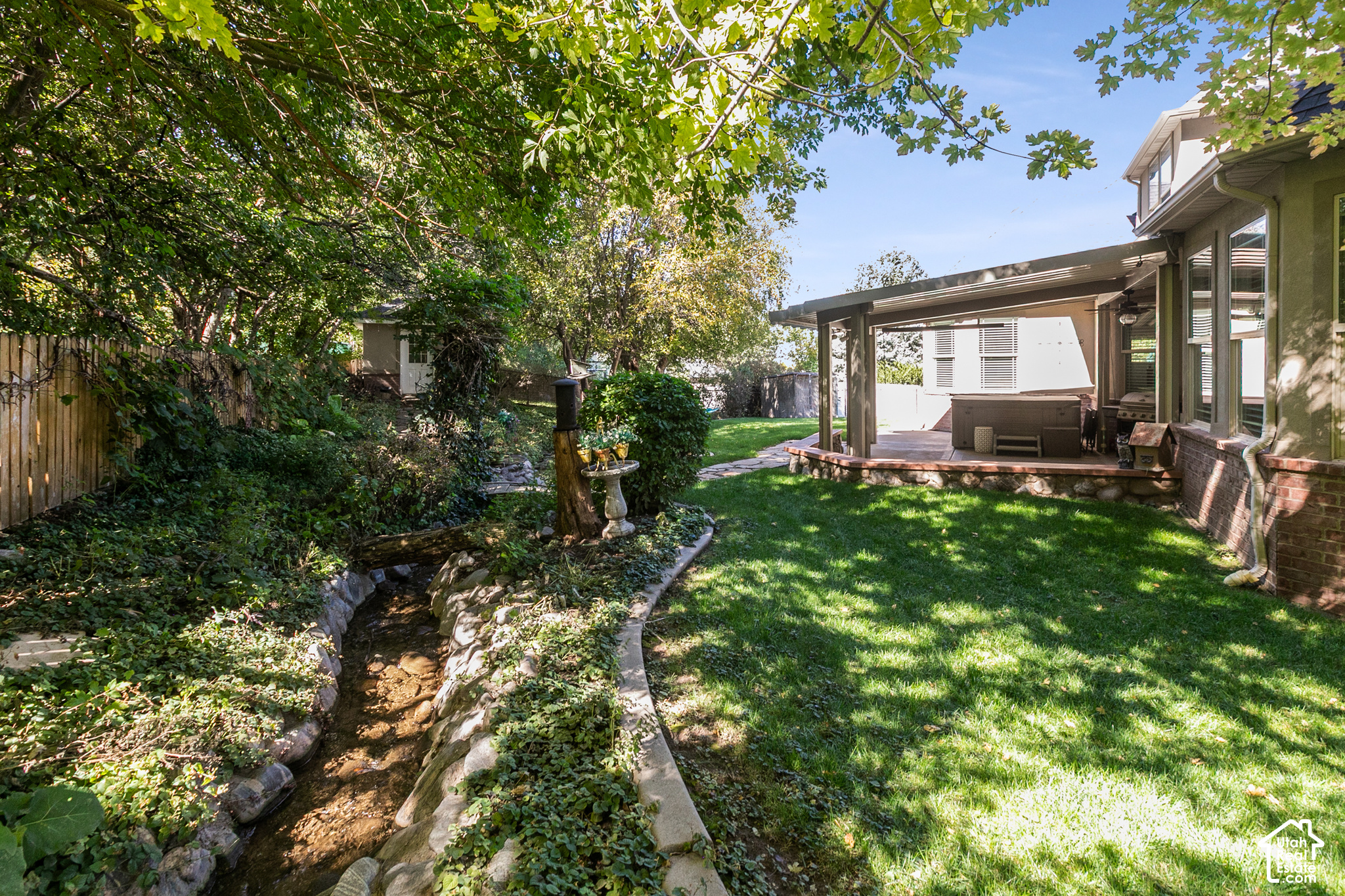 main property photo 76