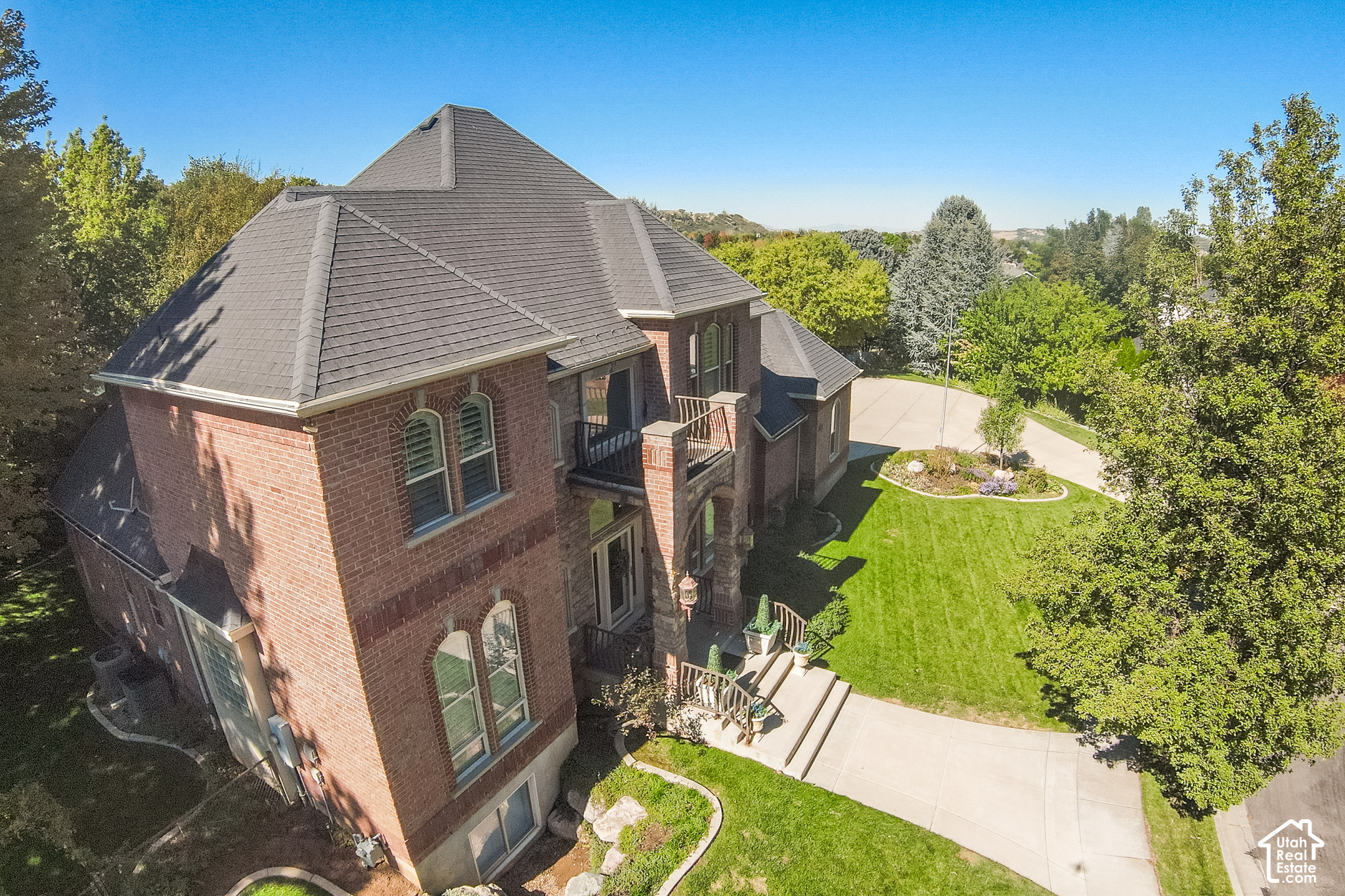 main property photo 79