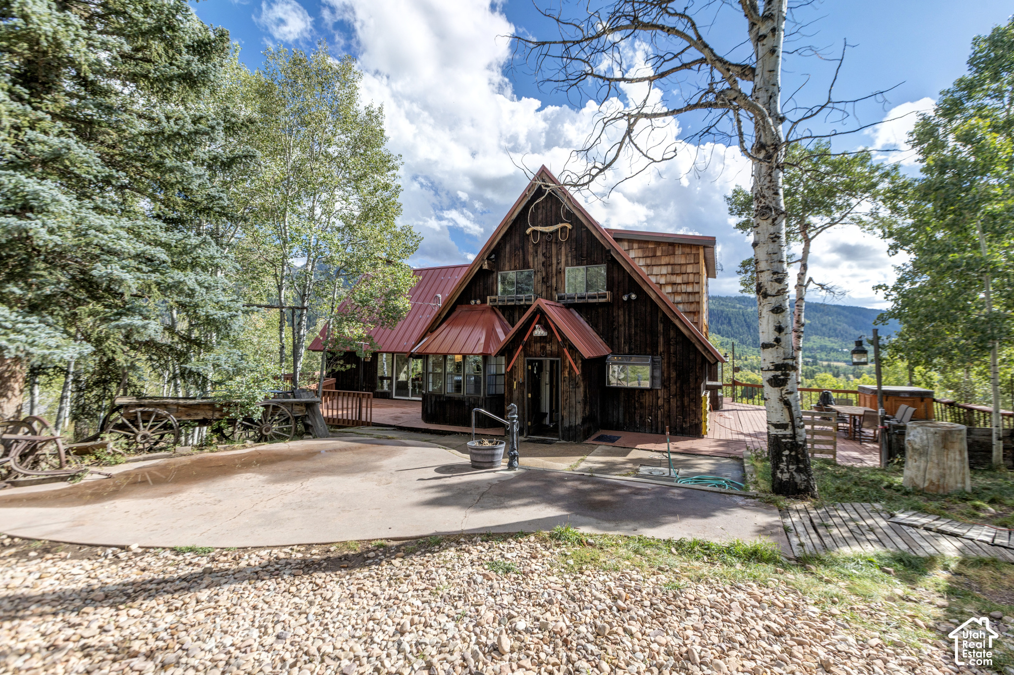 main property photo 0