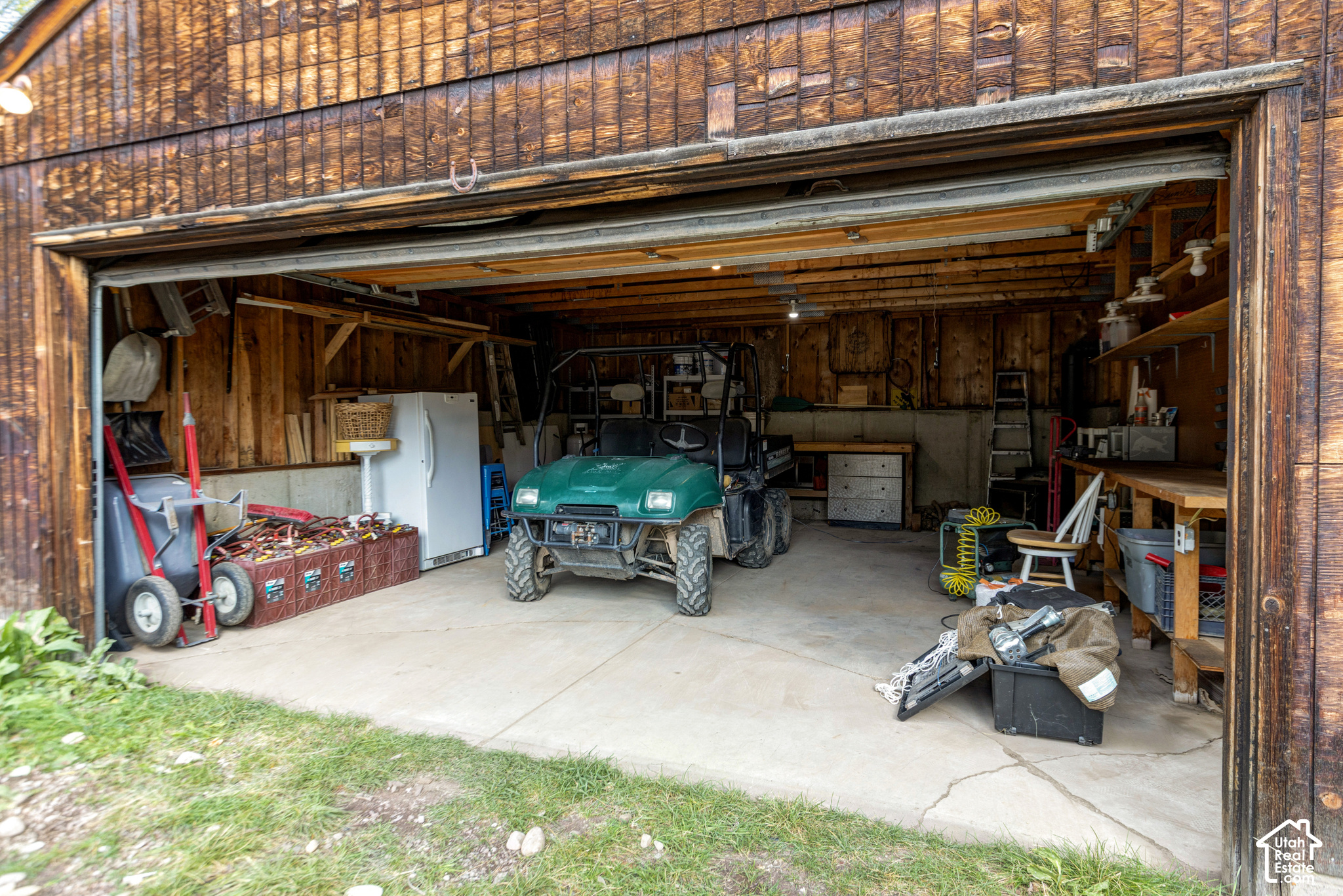 main property photo 49