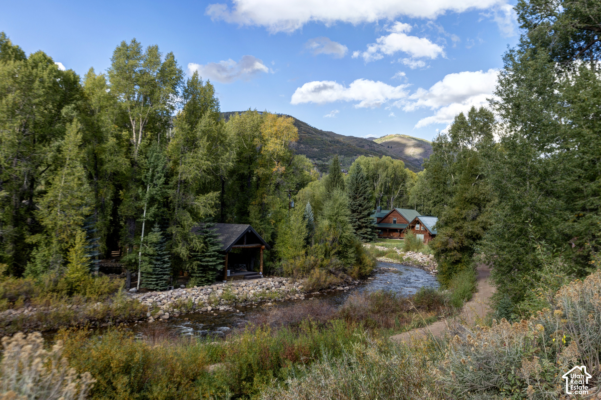 main property photo 50