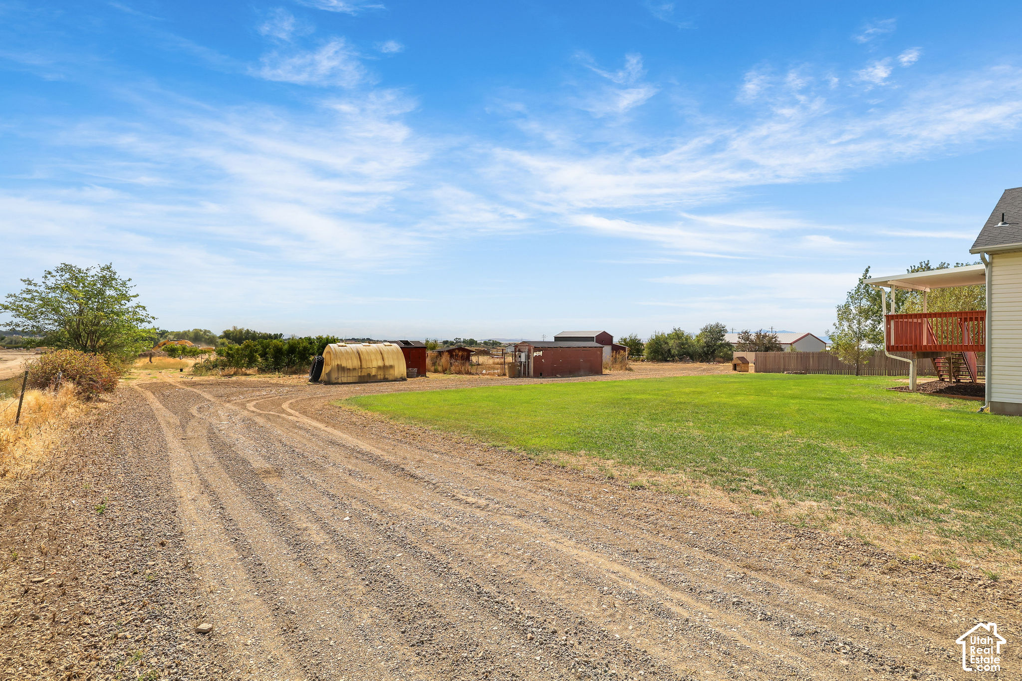 main property photo 46