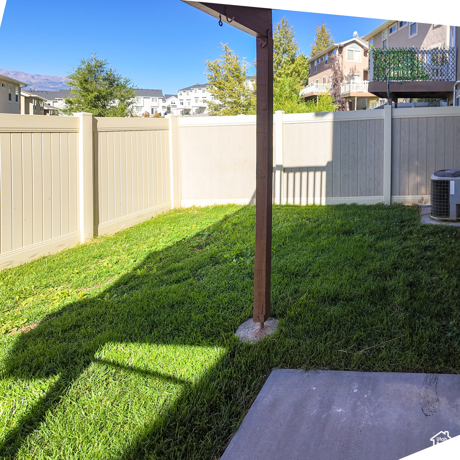 main property photo 31