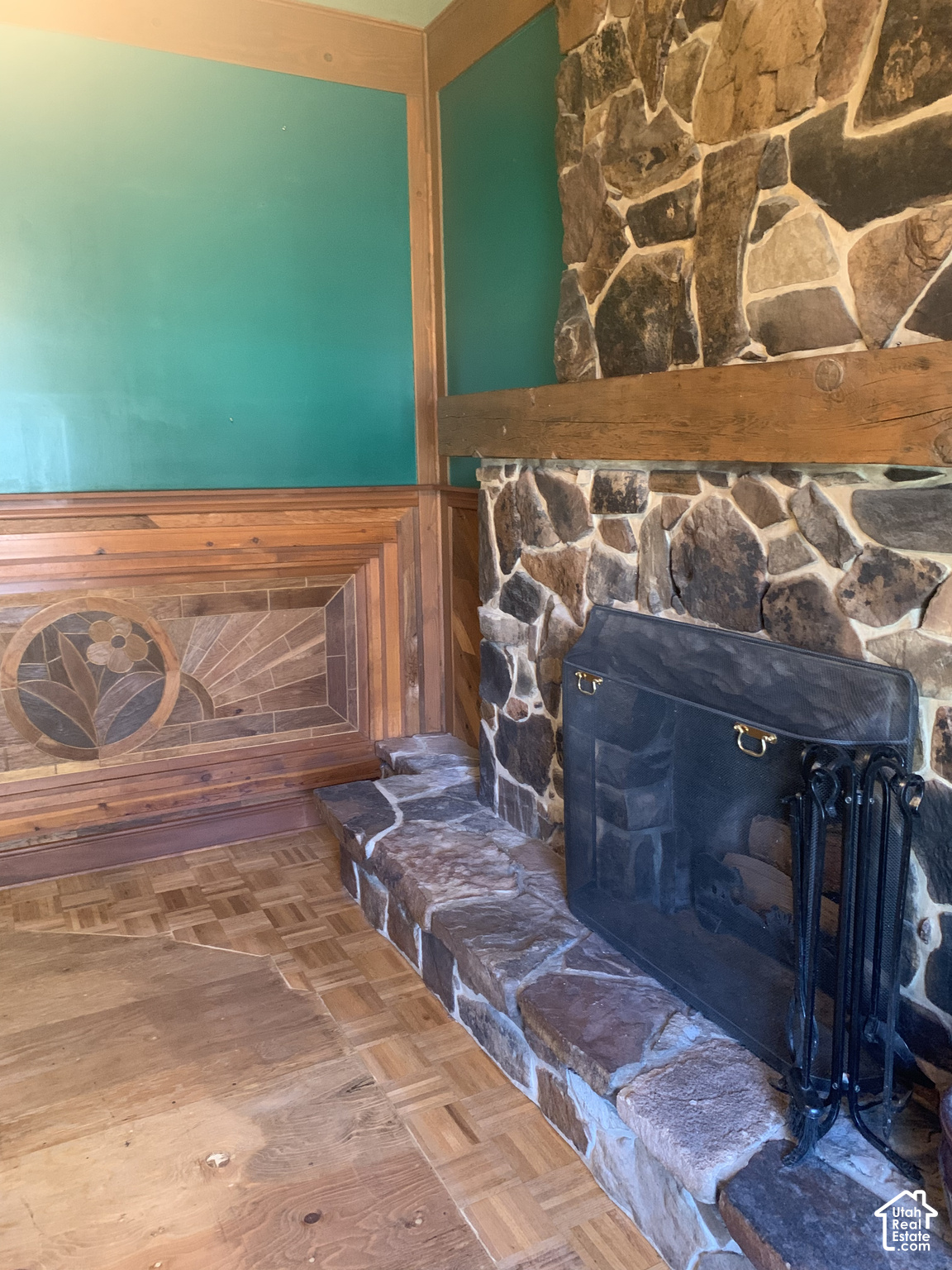 main property photo 29