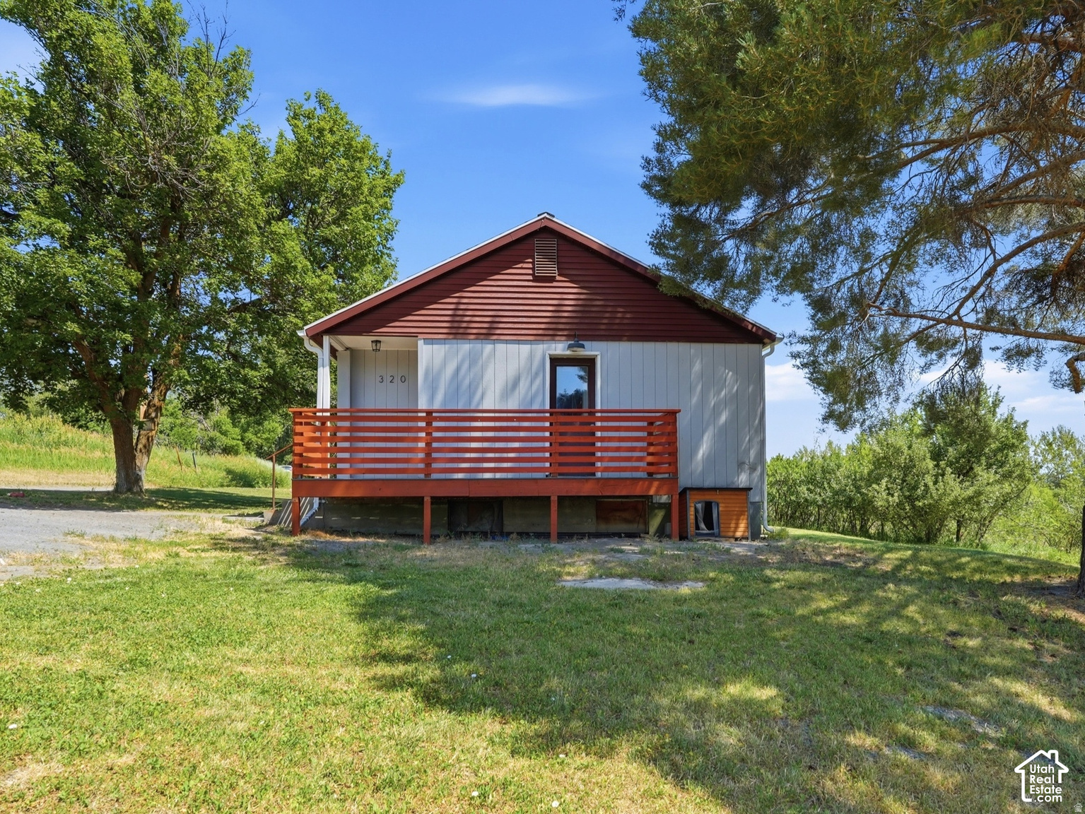 main property photo 21