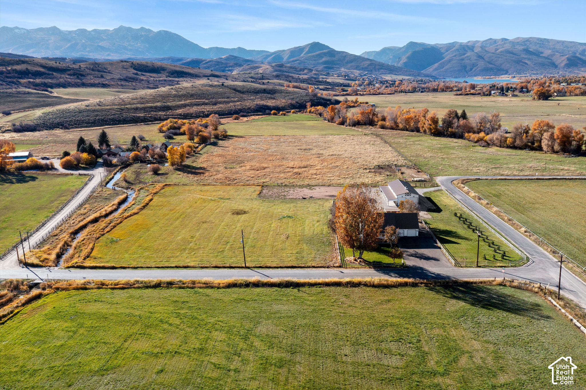 main property photo 36