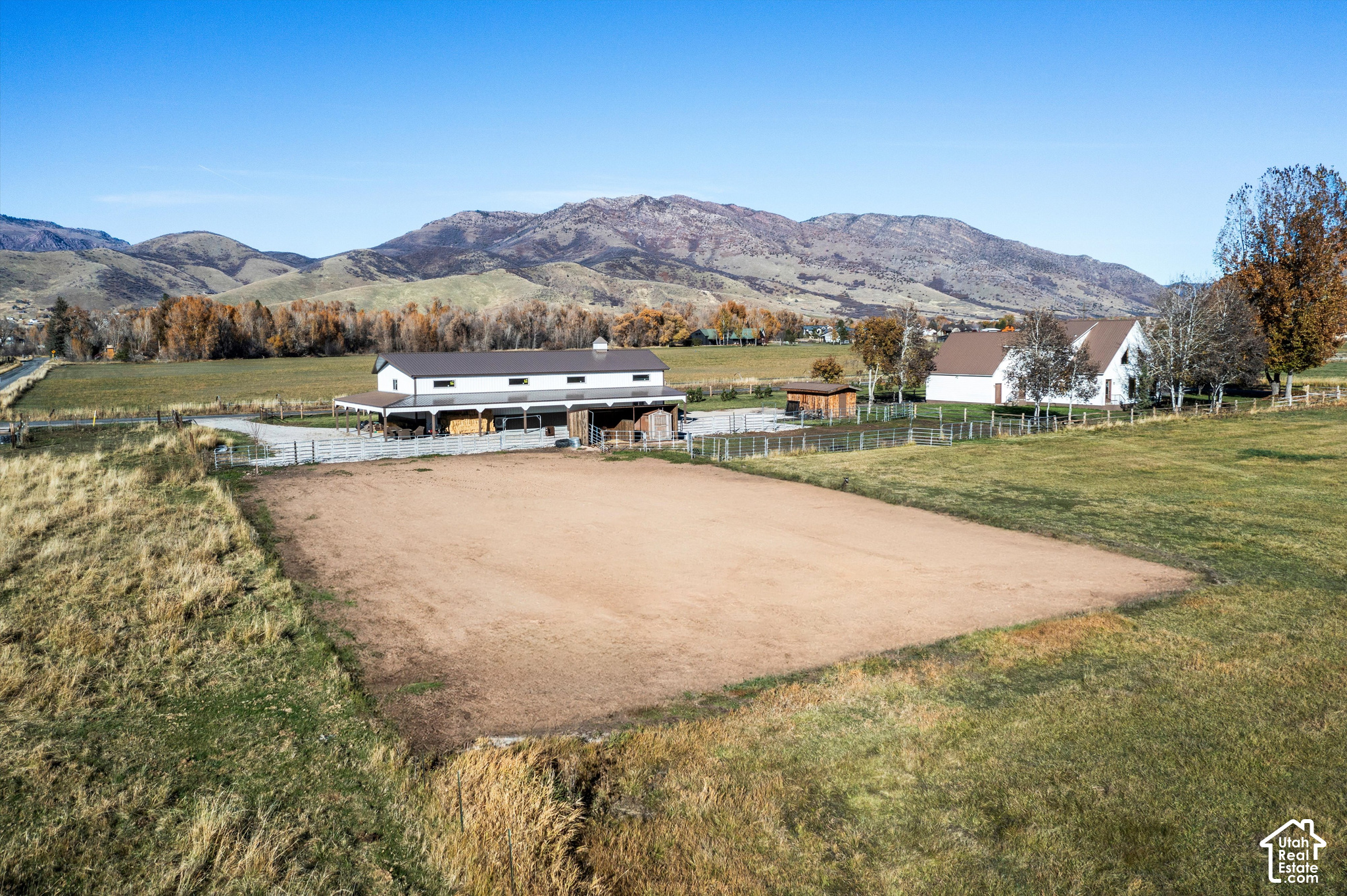 main property photo 39