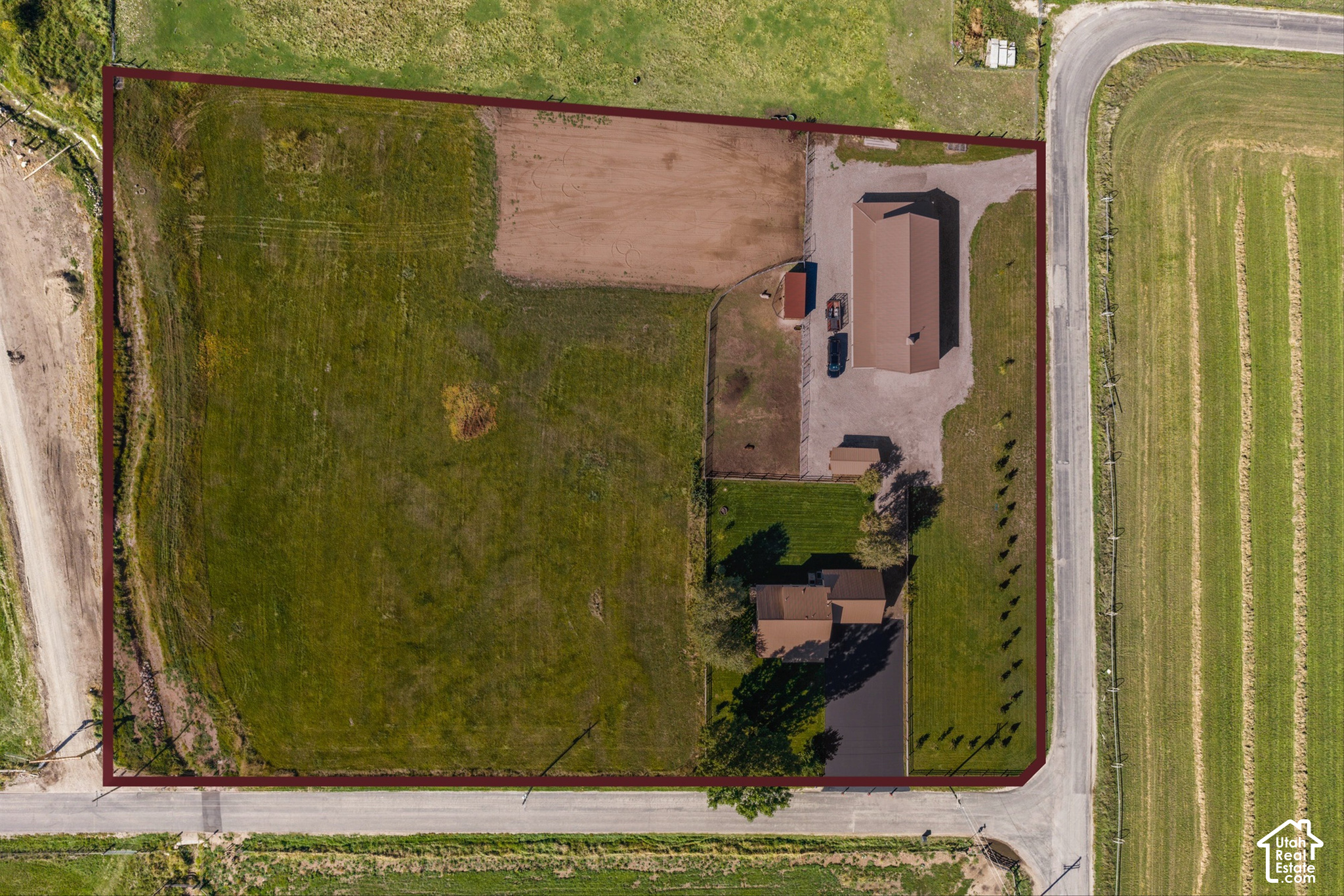 main property photo 45