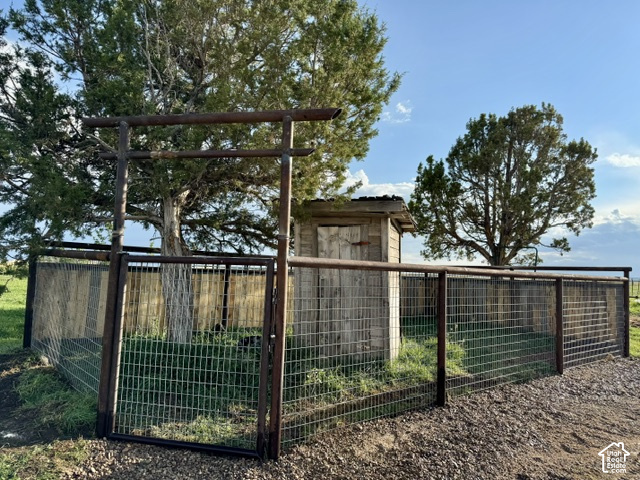 main property photo 34