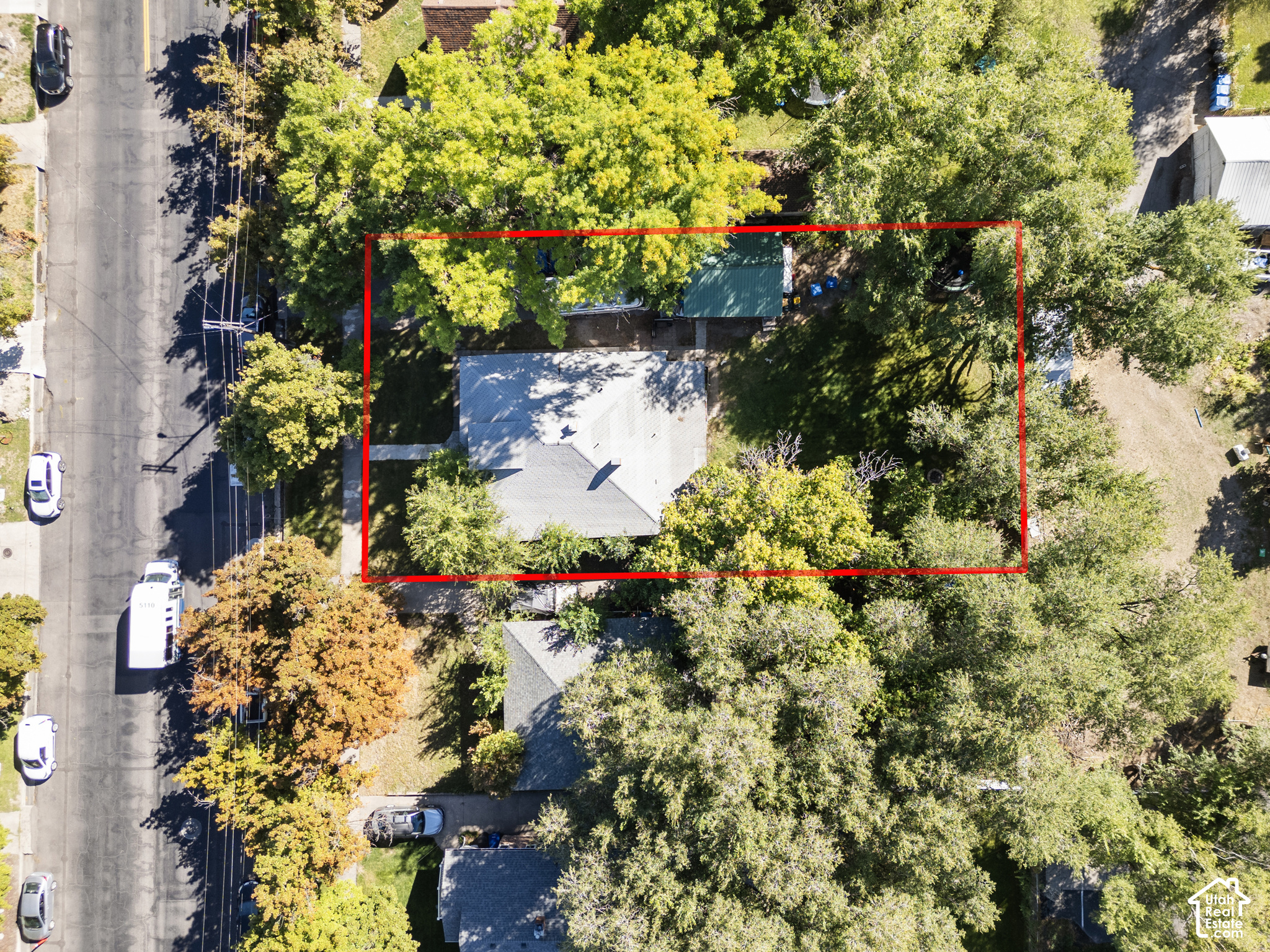 main property photo 36