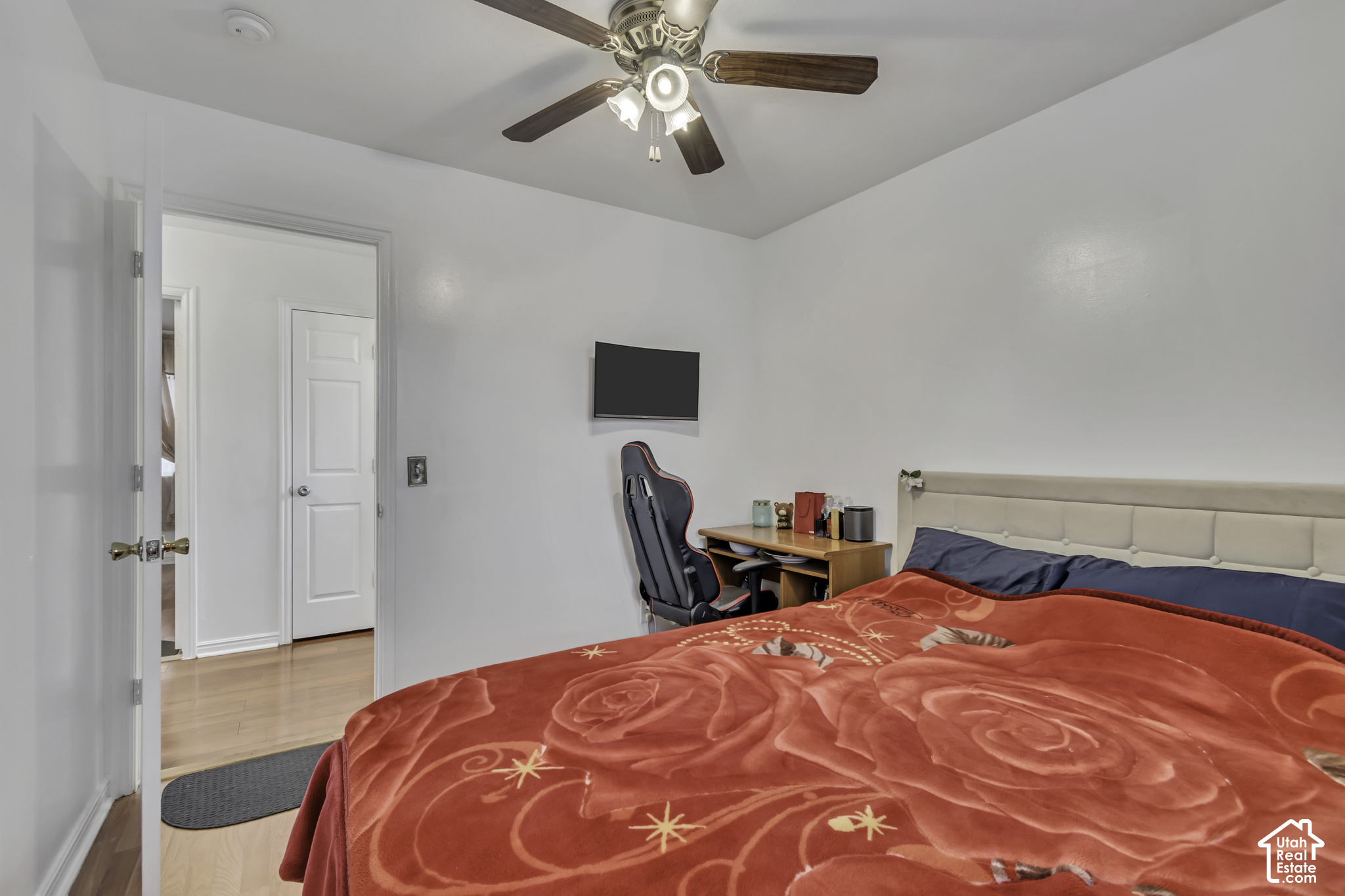 main property photo 18