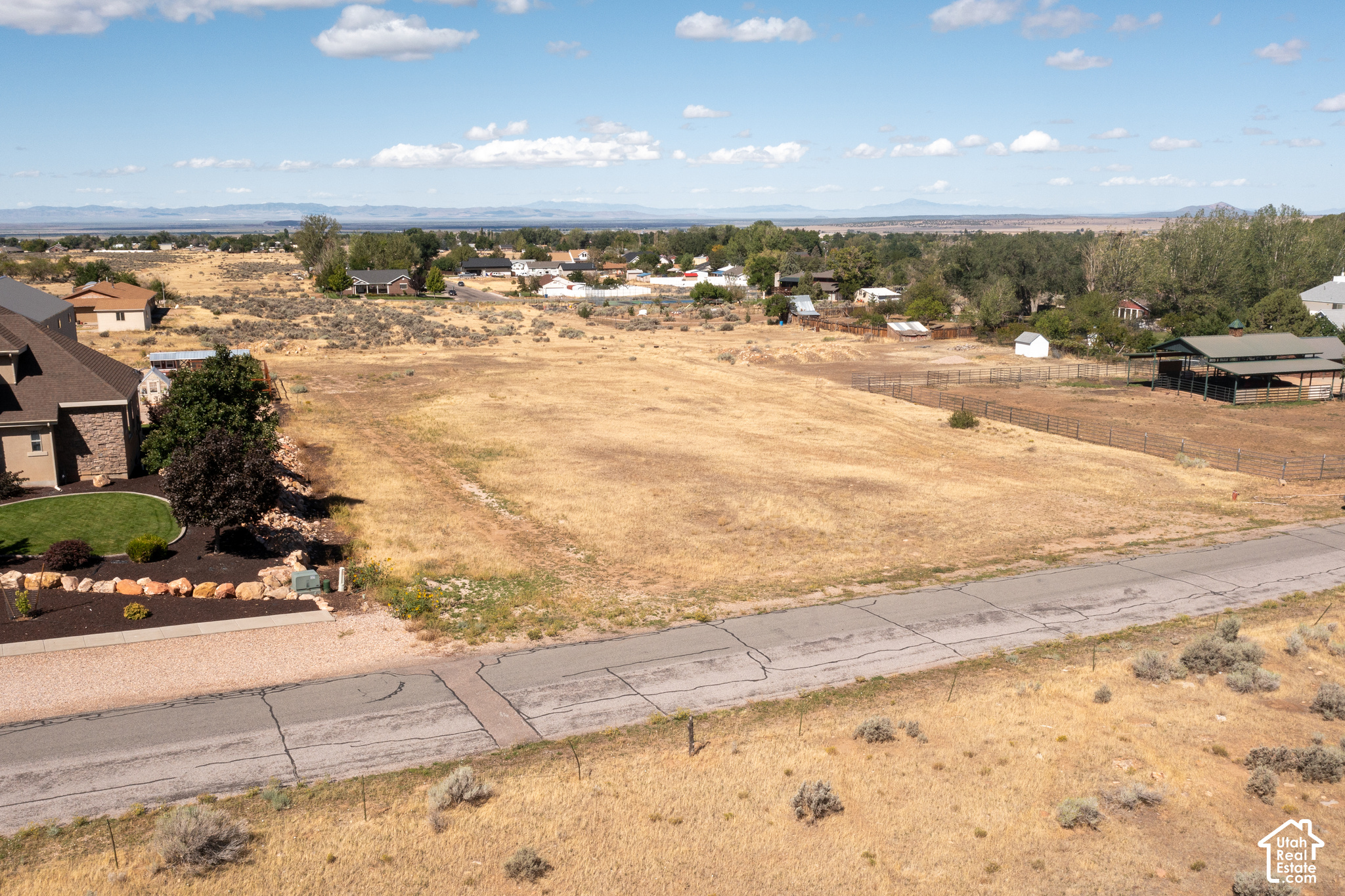 main property photo 0