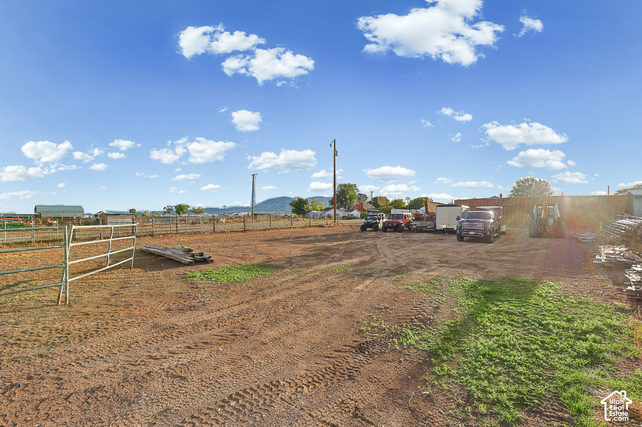 main property photo 44