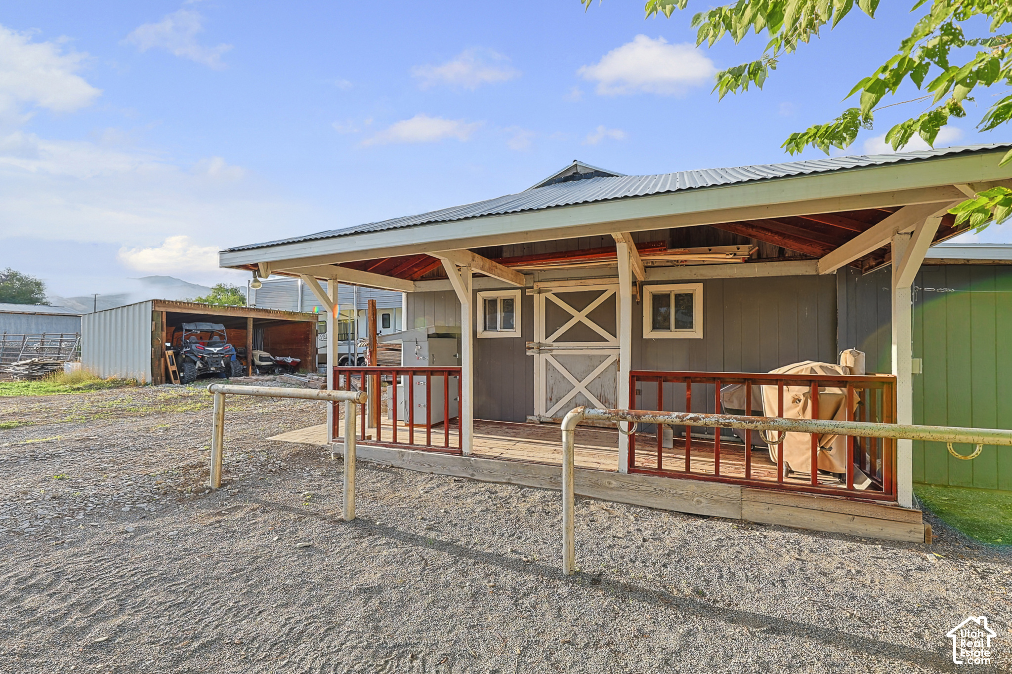 main property photo 49