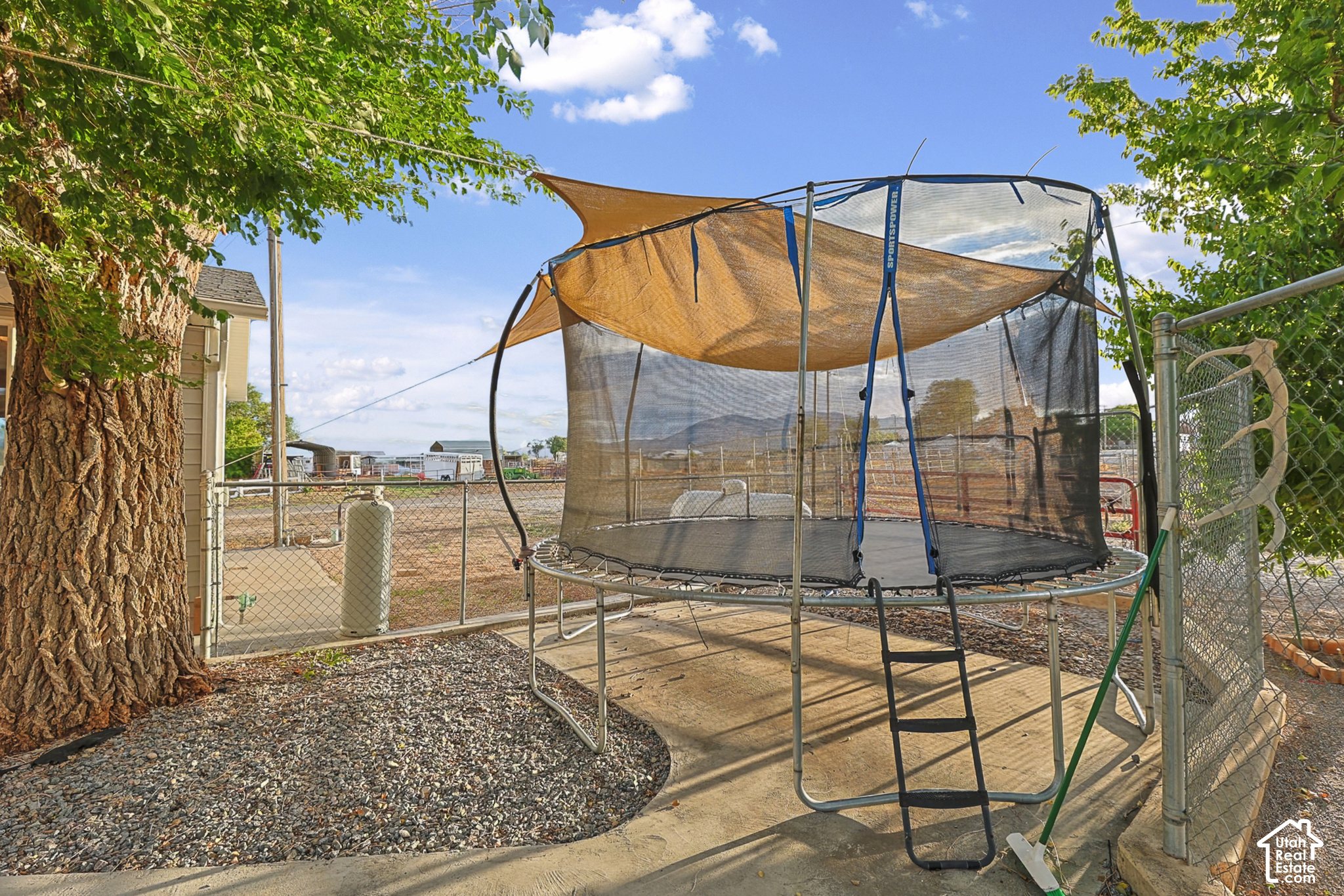 main property photo 61