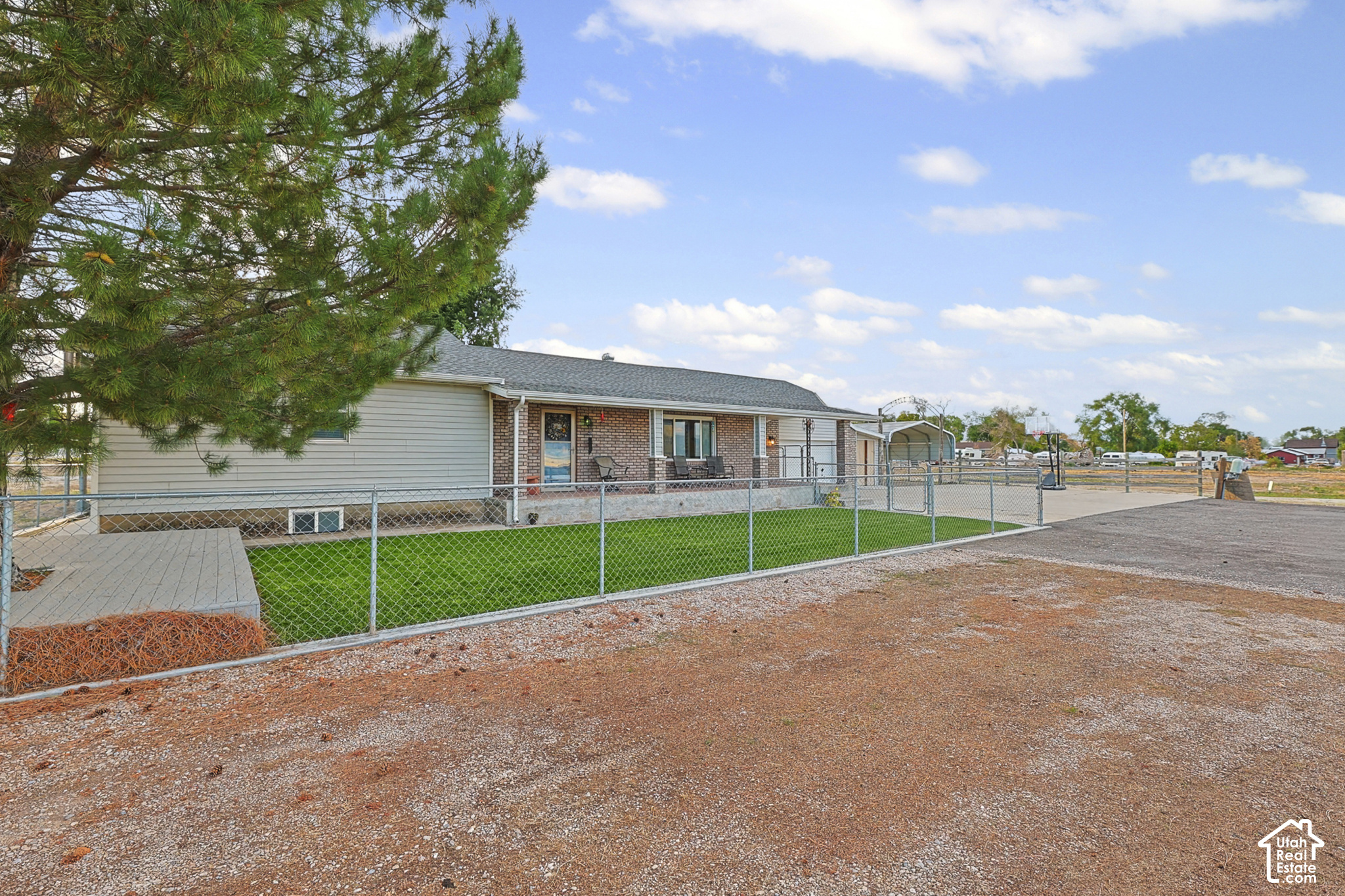 main property photo 68