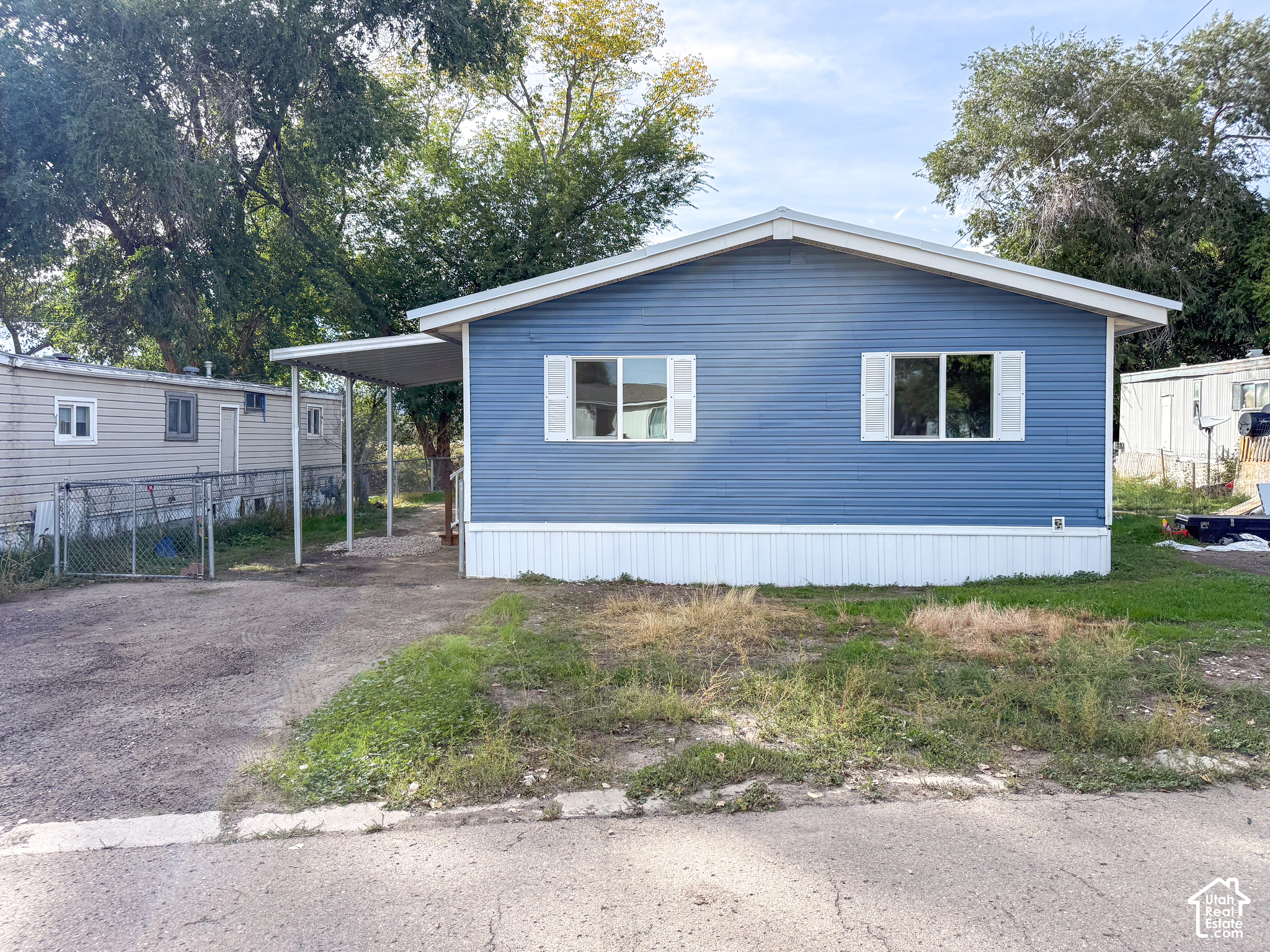 main property photo 9