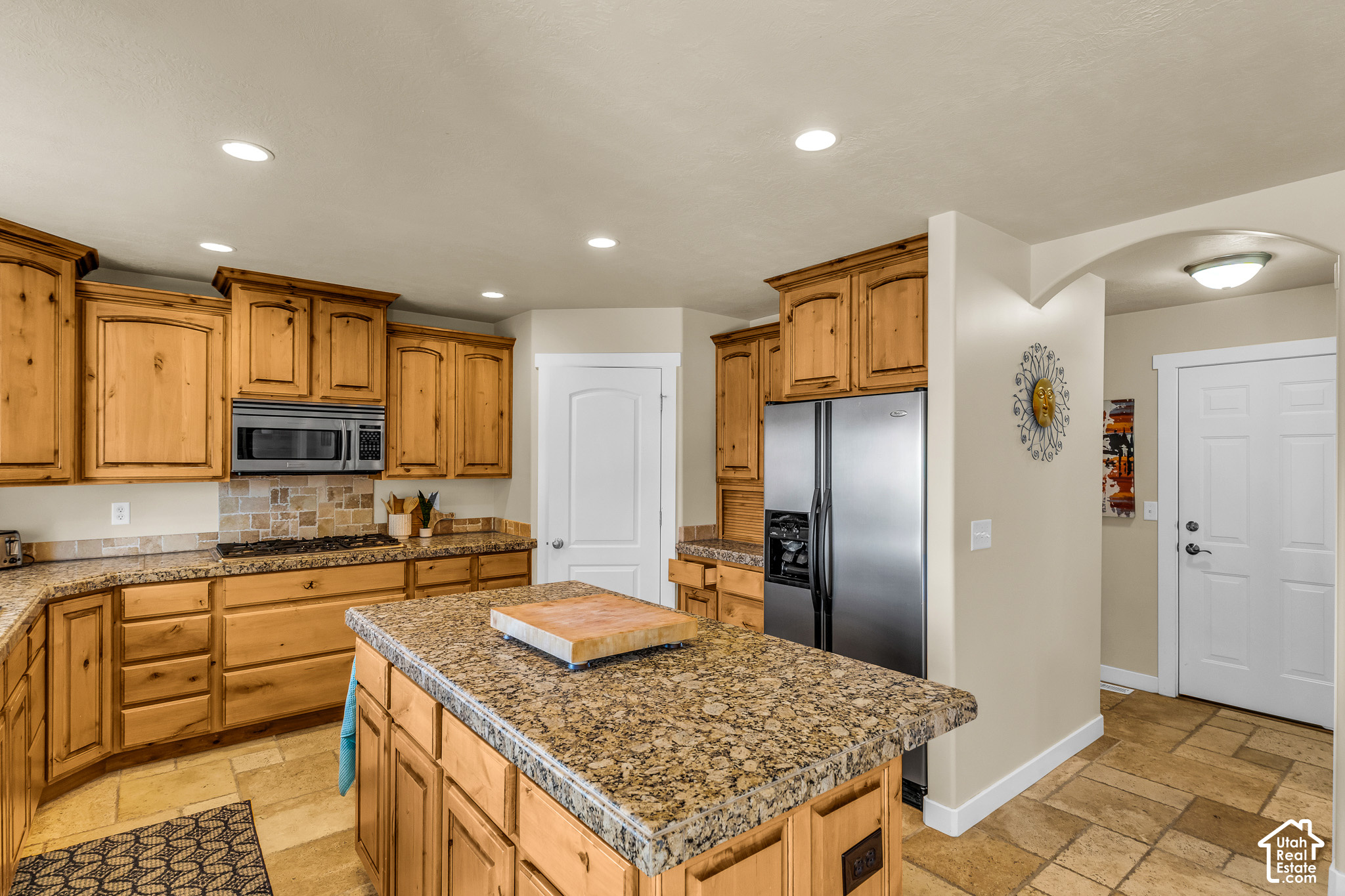 main property photo 15